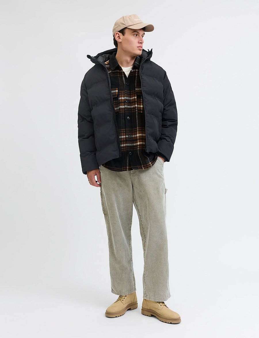 Jack & Jones - JJESOHO PUFFER HOOD SN - donsjassen - black - 4