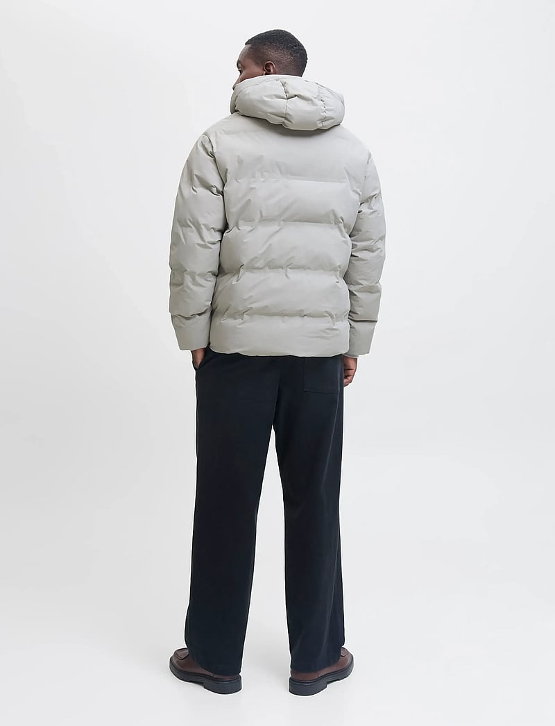 Jack & Jones - JJESOHO PUFFER HOOD SN - donsjassen - dove - 2