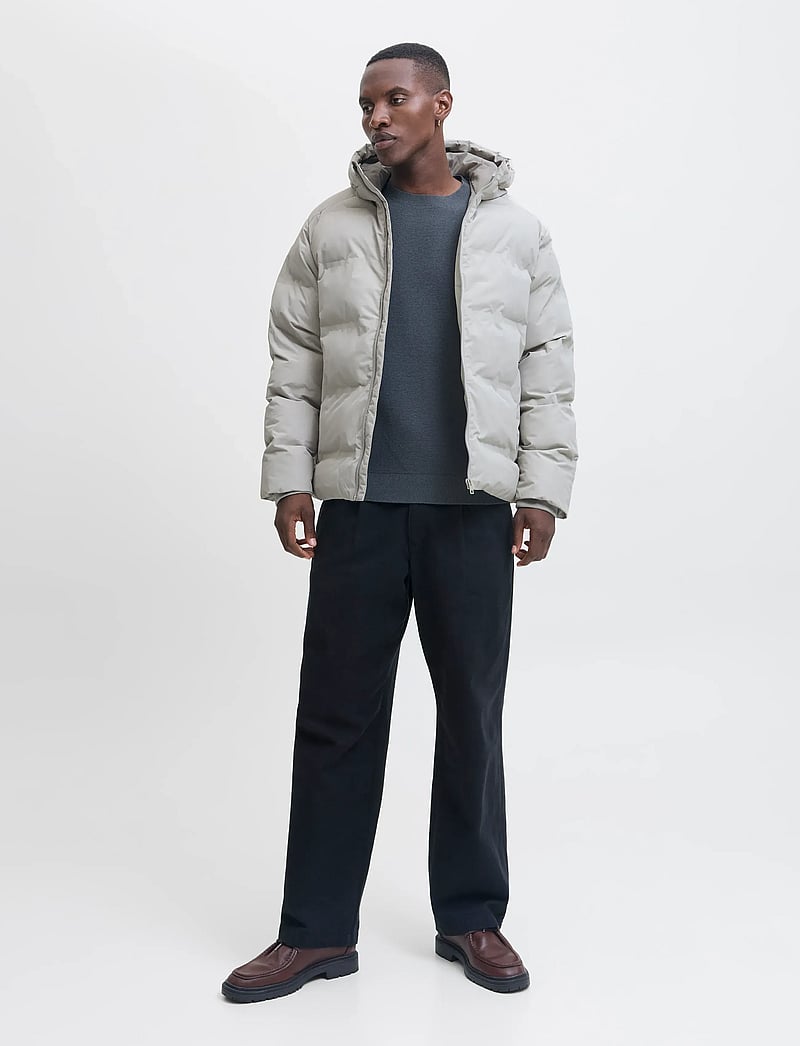 Jack & Jones - JJESOHO PUFFER HOOD SN - donsjassen - dove - 3