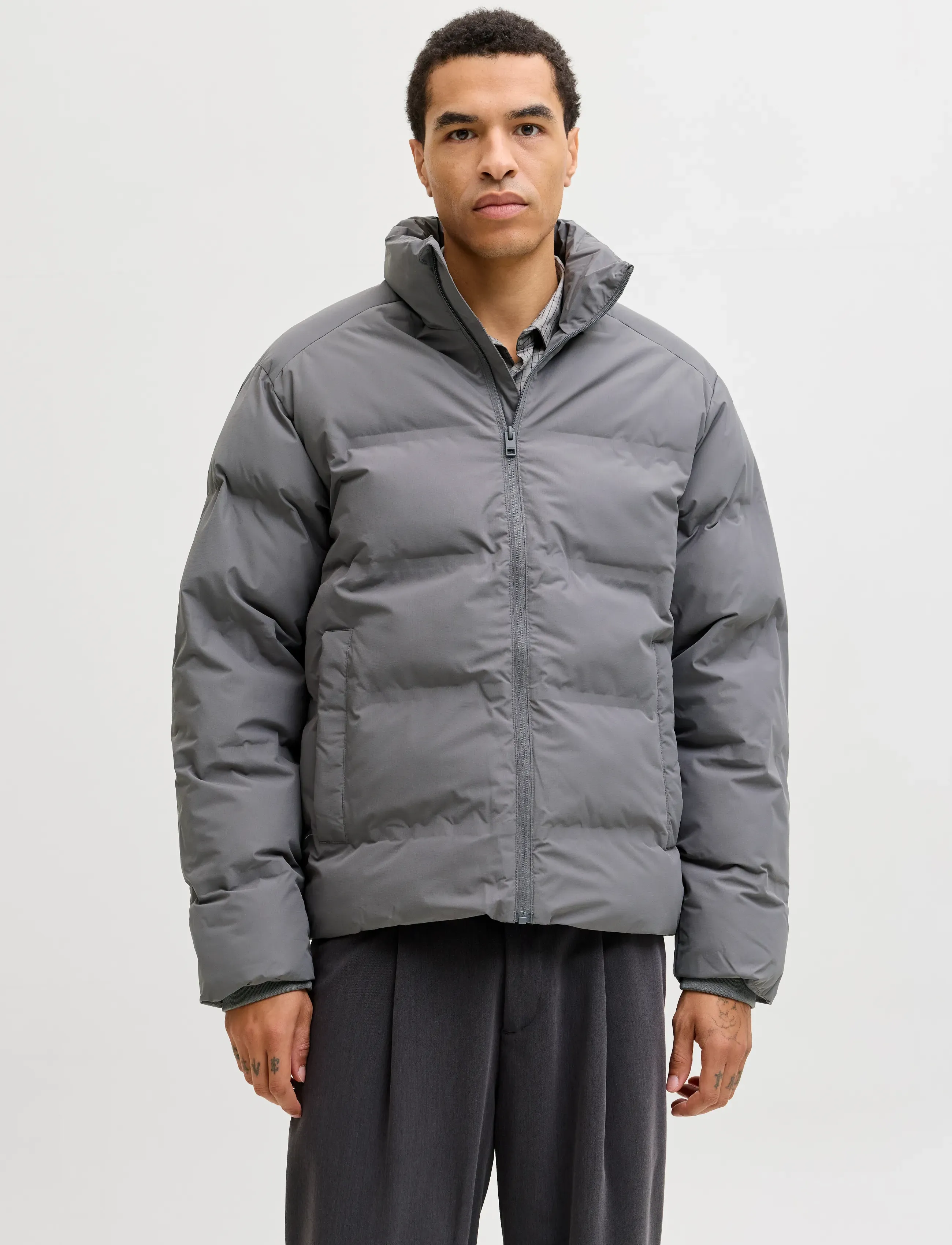 Jack & Jones Jjesoho Puffer Collar Sn, M, Jackets, Grau - Padded Männerswear