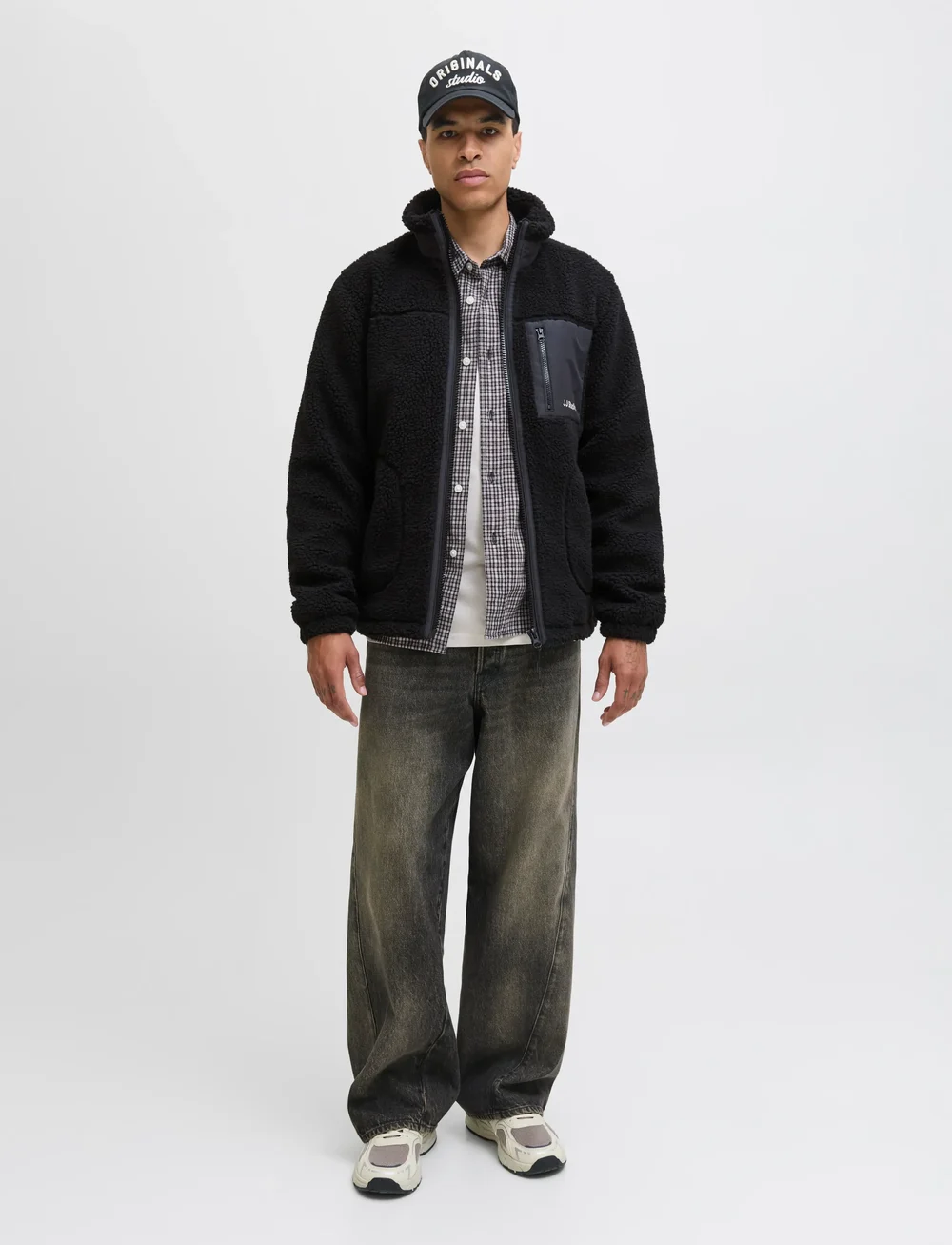 Jack & Jones - JJESOHO TEDDY JACKET NOOS - teddytröjor - black - 3