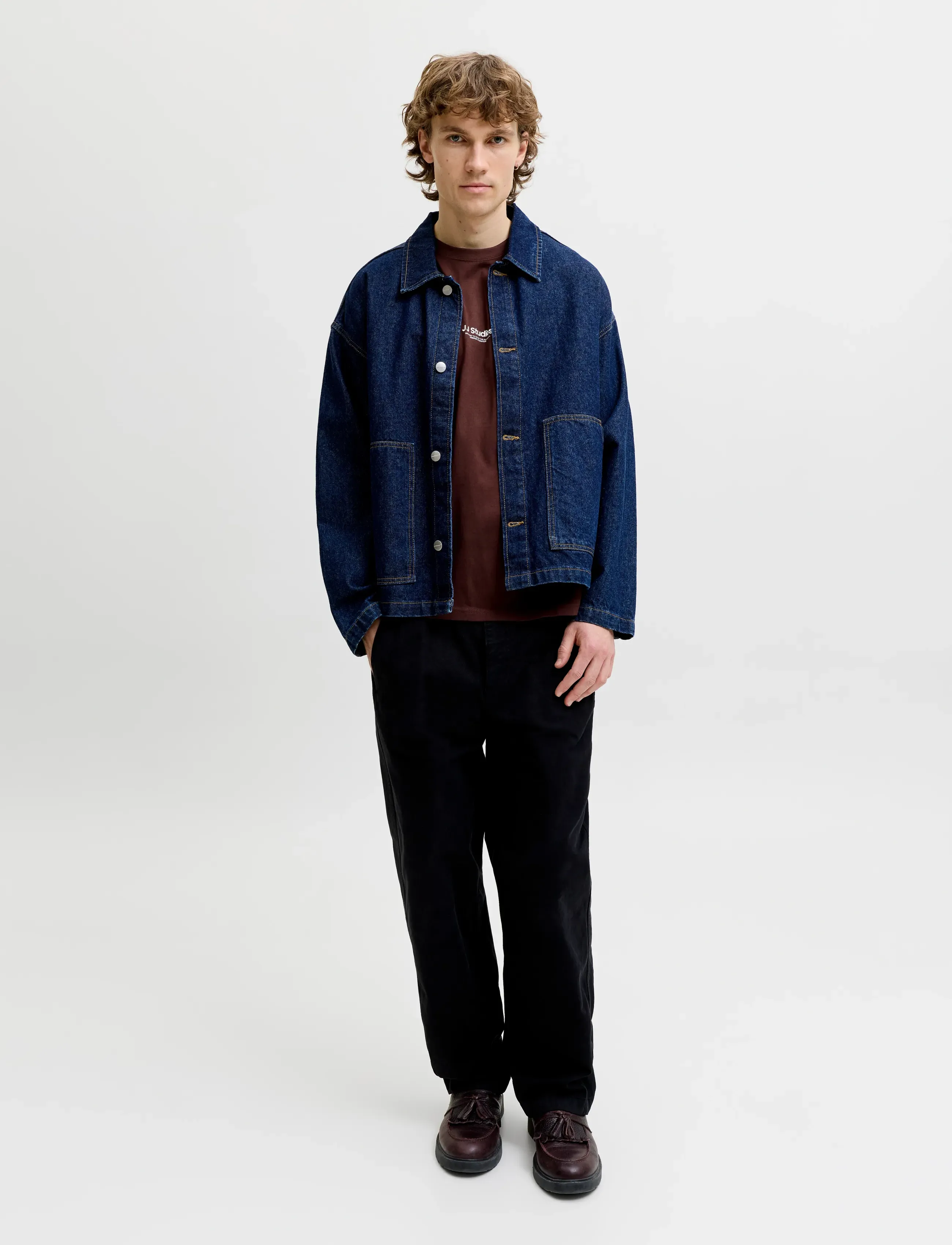 Jack & Jones - JJESOHO TEE SS CREW NECK NOOS - short-sleeved t-shirts - bitter chocolate - 3