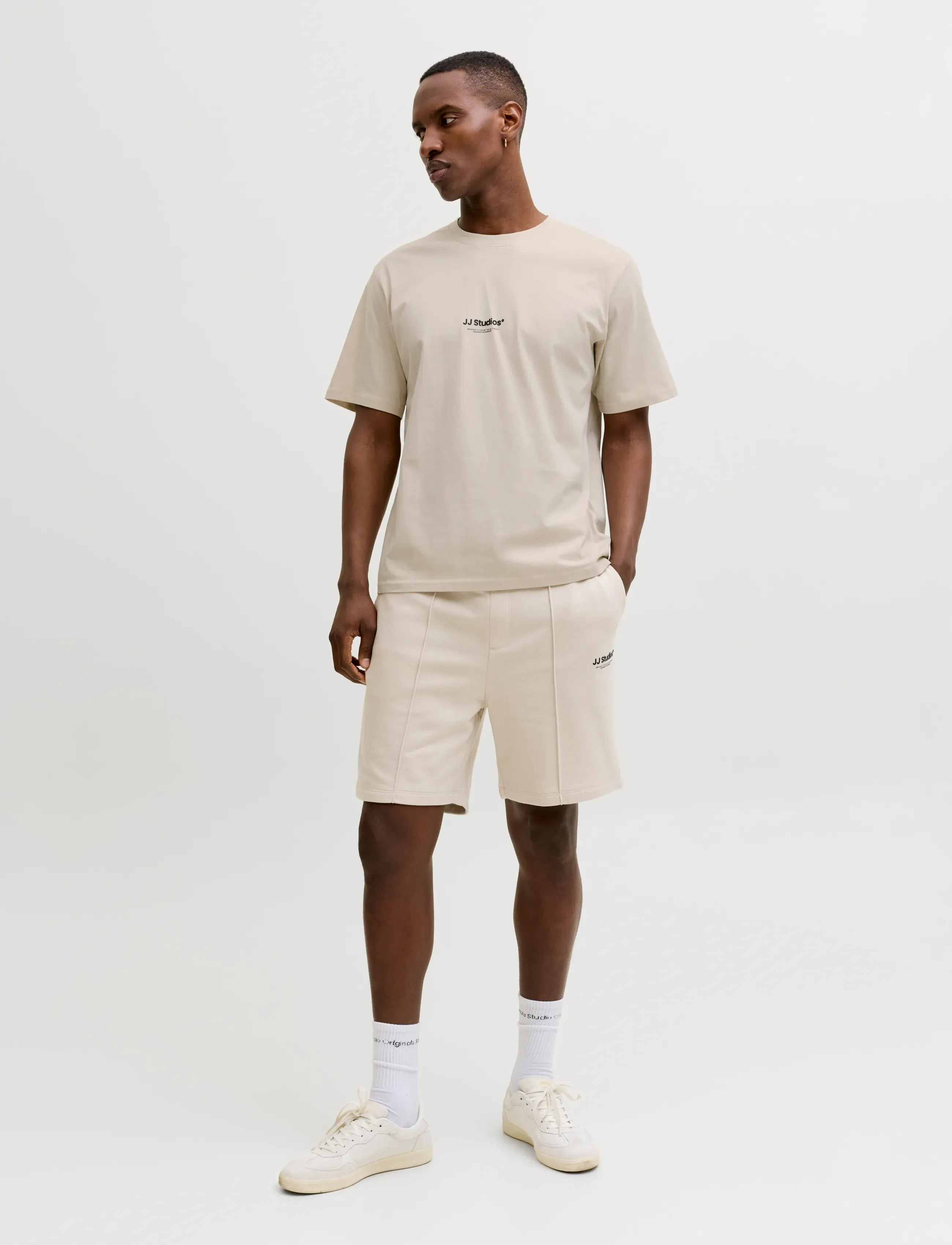 Jack & Jones - JJESOHO TEE SS CREW NECK NOOS - short-sleeved t-shirts - moonbeam - 4