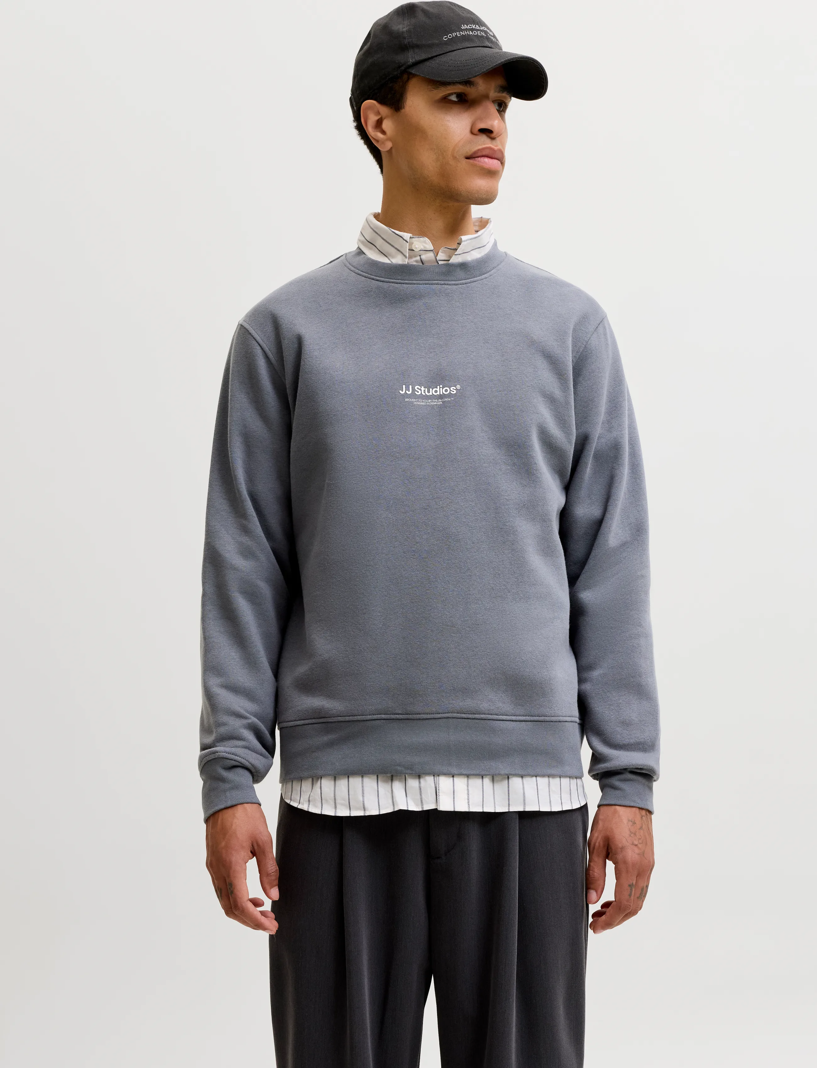 Jack & Jones JJESOHO SWEAT CREW NECK NOOS - Dressipluusid - TURBULENCE / grey