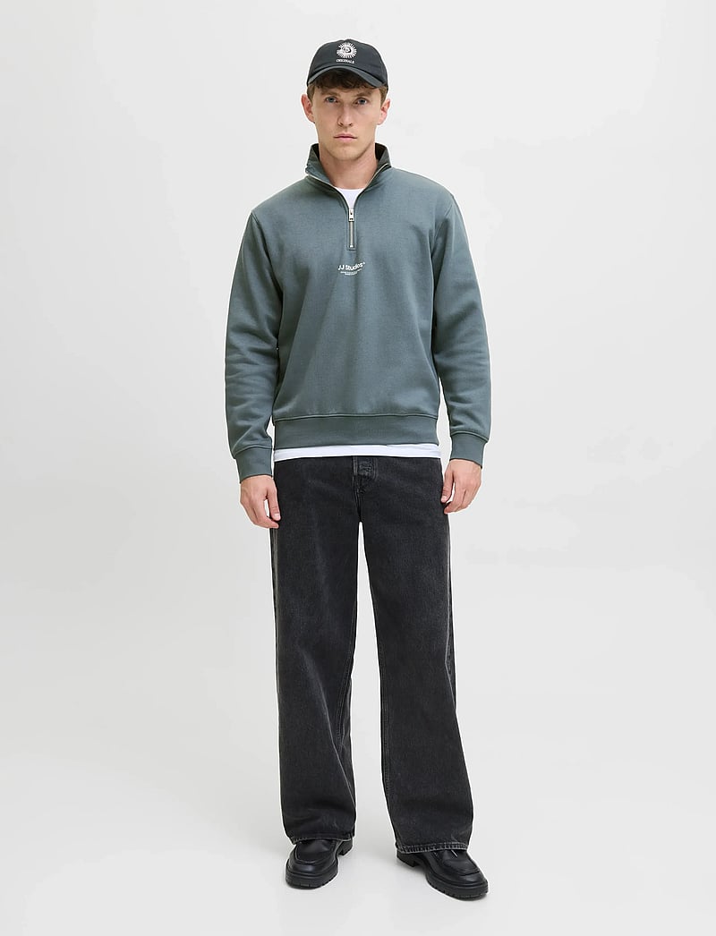Jack & Jones - JJESOHO SWEAT QUARTER ZIP HN NOOS - kollektioner - stormy weather - 3