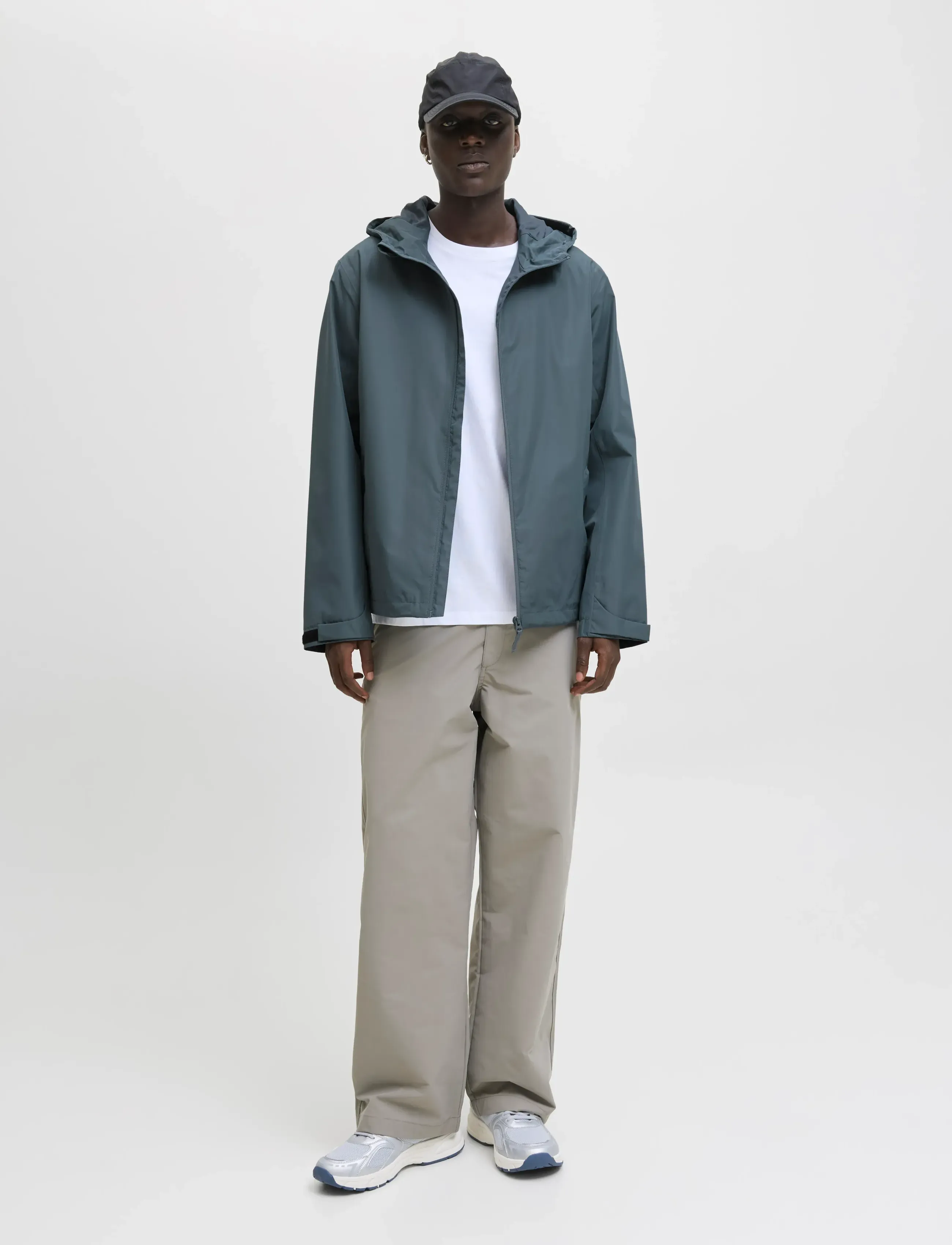 Jack & Jones - JJEFLYNN FUNCTIONAL JACKET NOOS - kevadjoped - stormy weather - 5