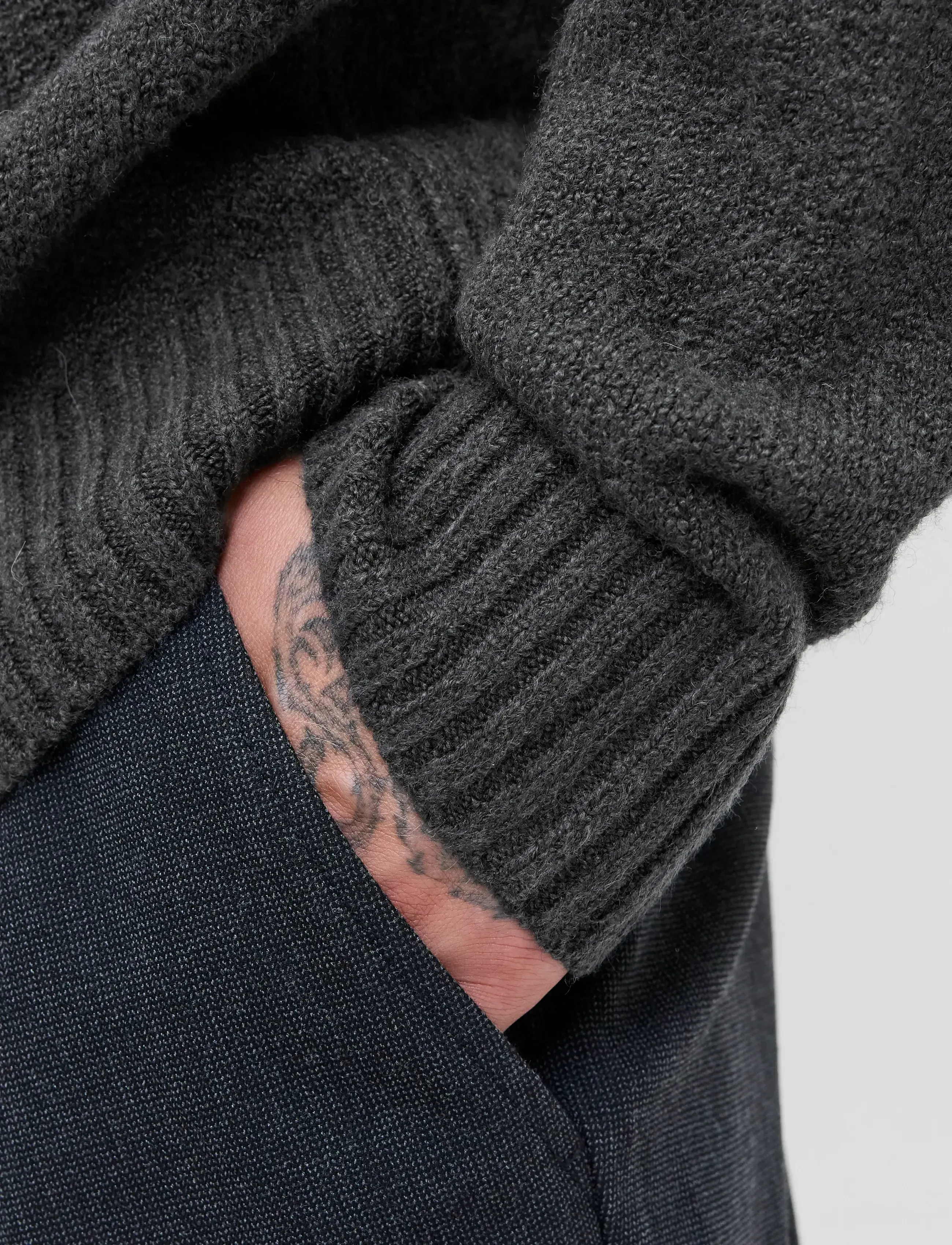 Jack & Jones - JJESOHO OLLIE KNIT CREW NECK SN - rundhals - asphalt - 4
