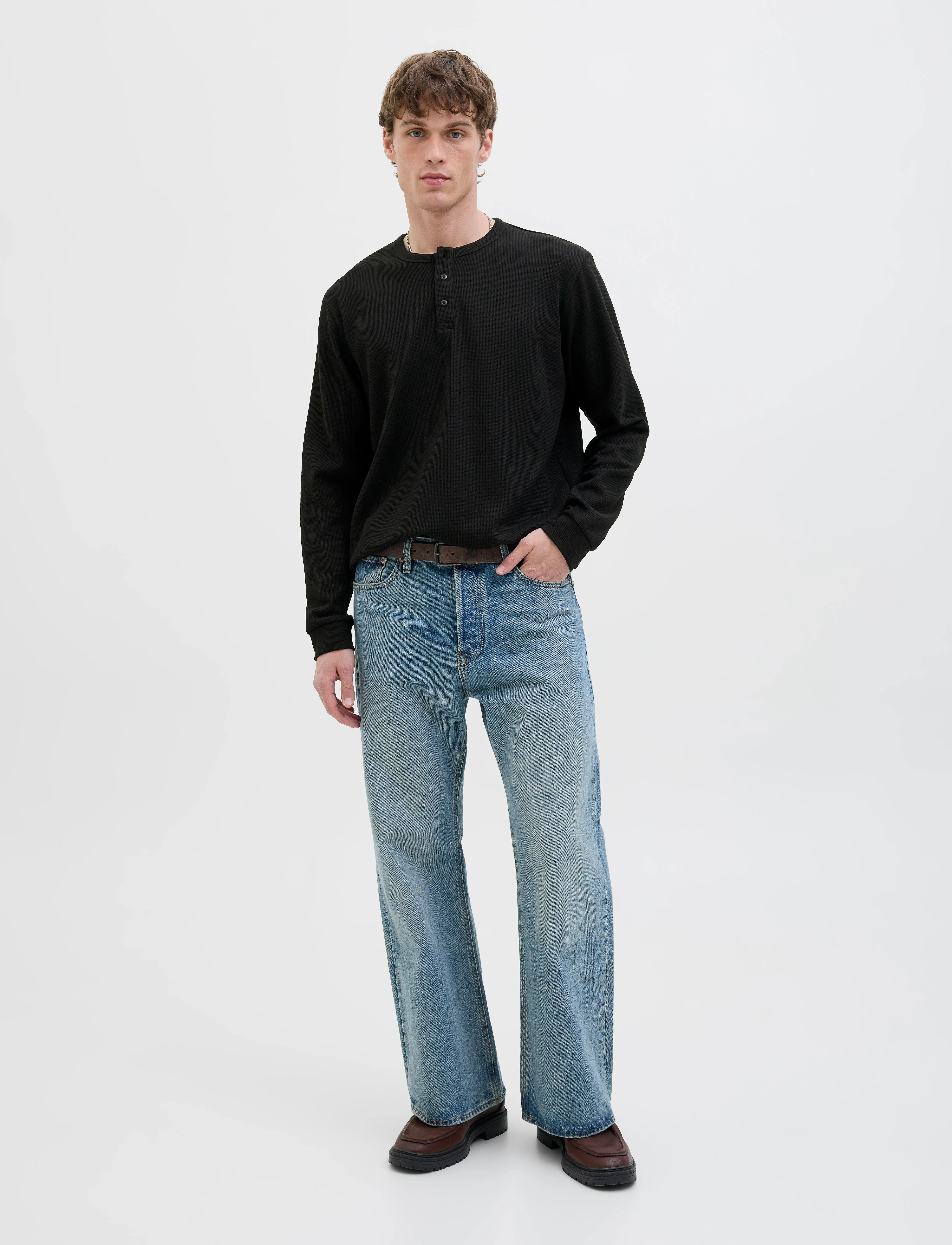 Jack & Jones - JJEDOVER HENLEY LS TEE NOOS - black - 4