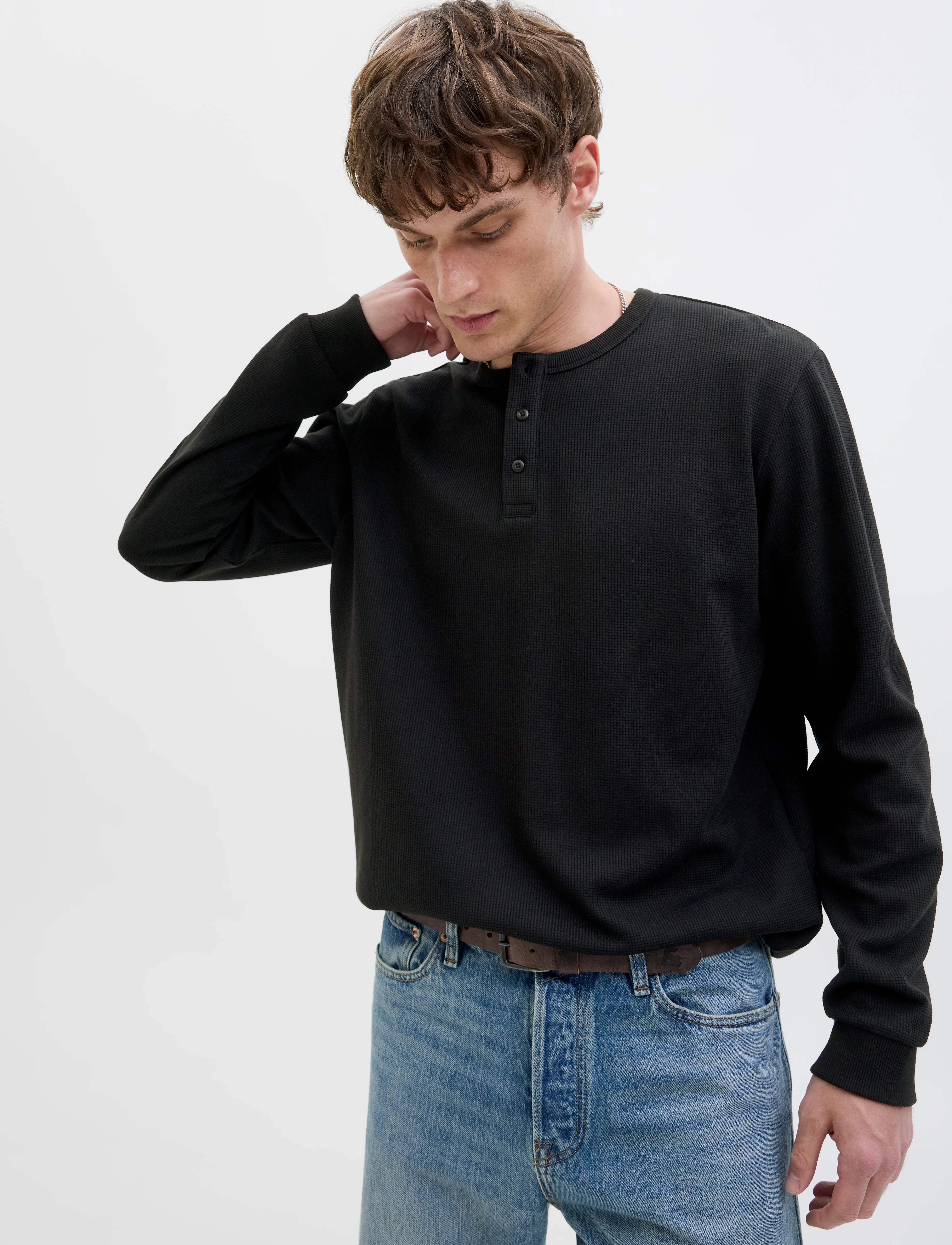 Jack & Jones - JJEDOVER HENLEY LS TEE NOOS - black - 5