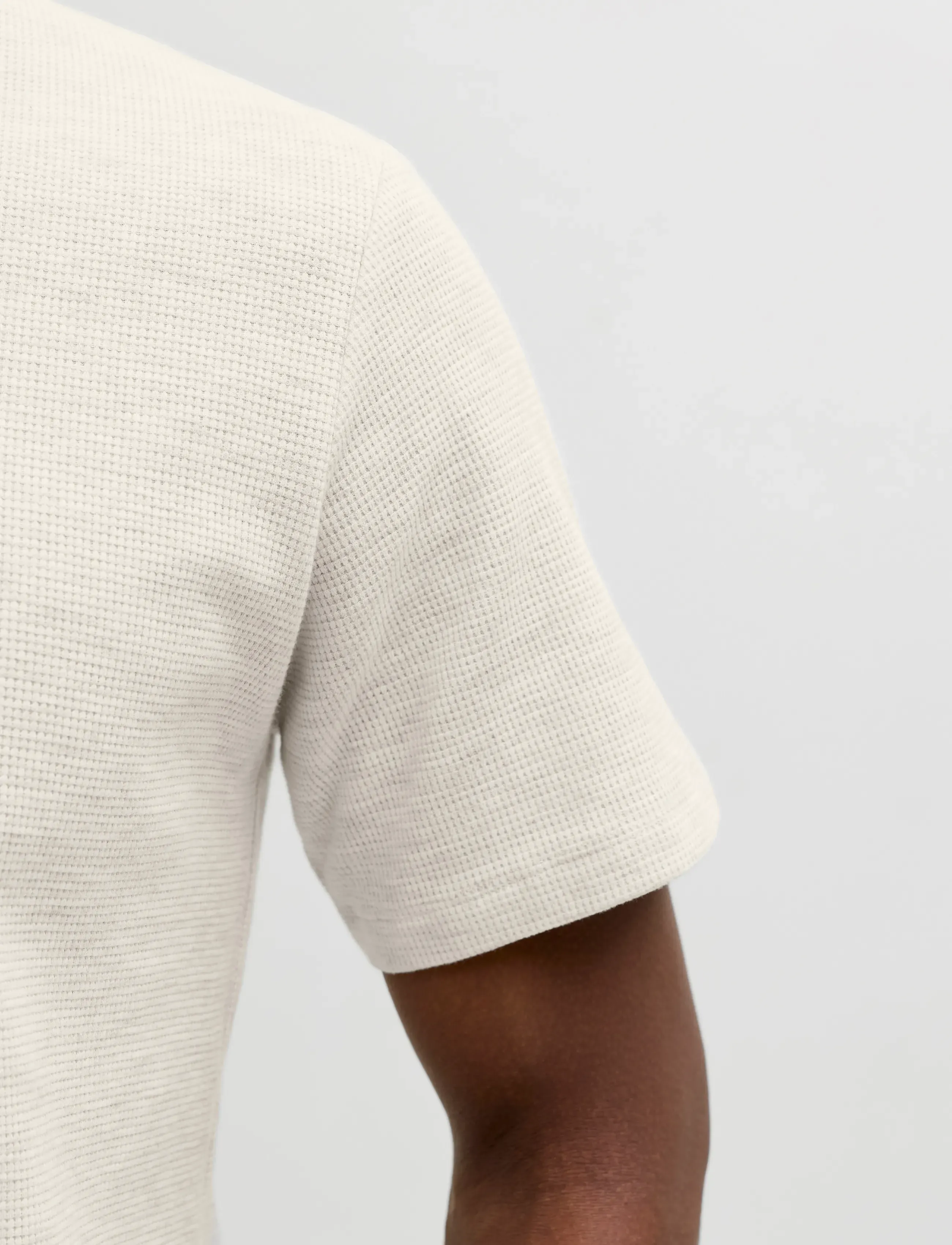 Jack & Jones - JJEAUSTIN TEE SS NOOS - short-sleeved t-shirts - antique white - 5