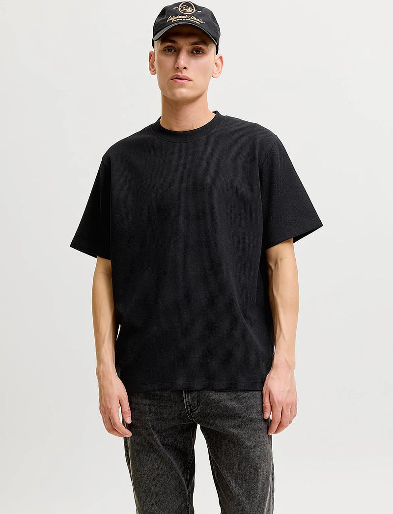 Jack & Jones - JJEAUSTIN TEE SS NOOS - lühikeste varrukatega t-särgid - black - 0