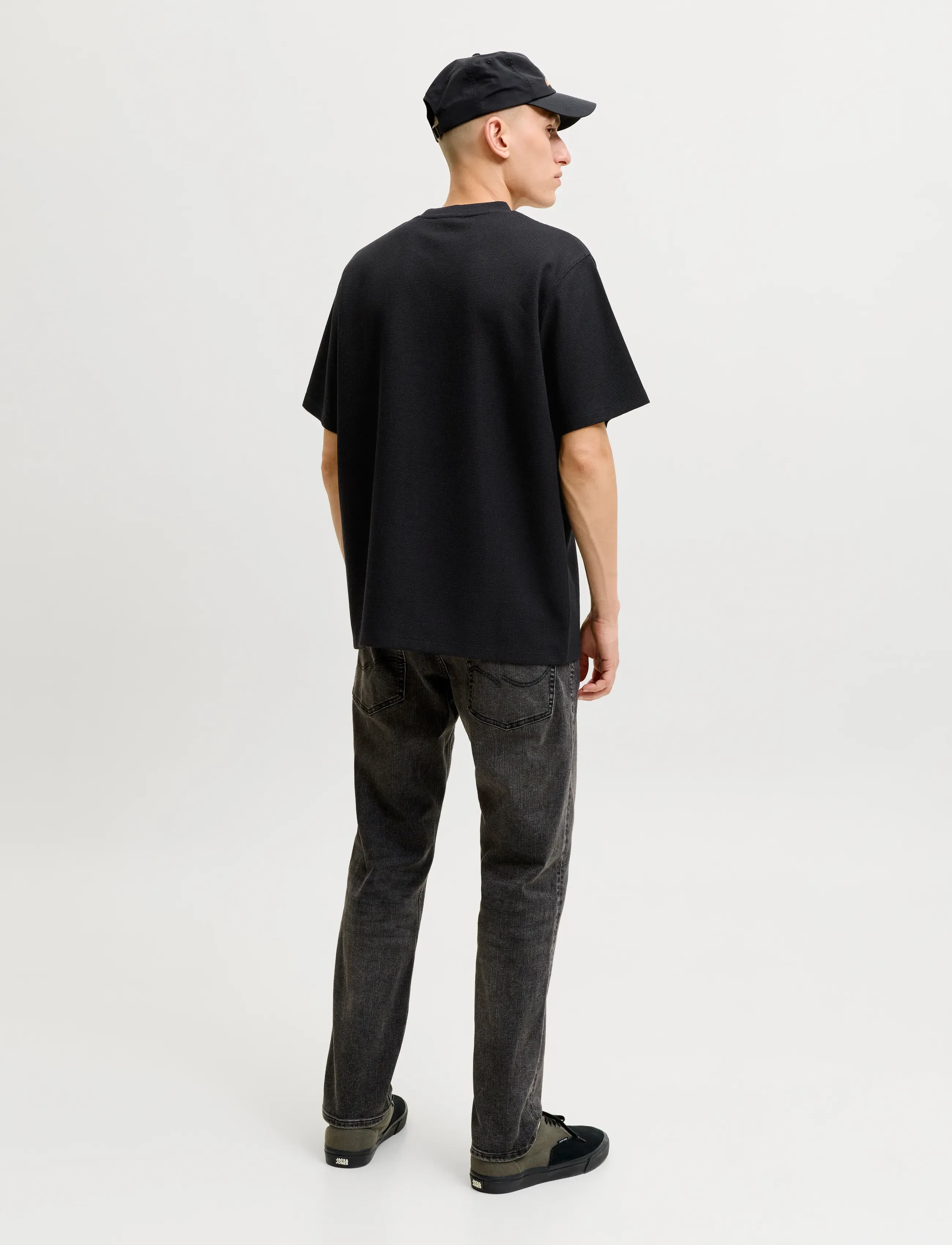 Jack & Jones - JJEAUSTIN TEE SS NOOS - kortärmade t-shirts - black - 3