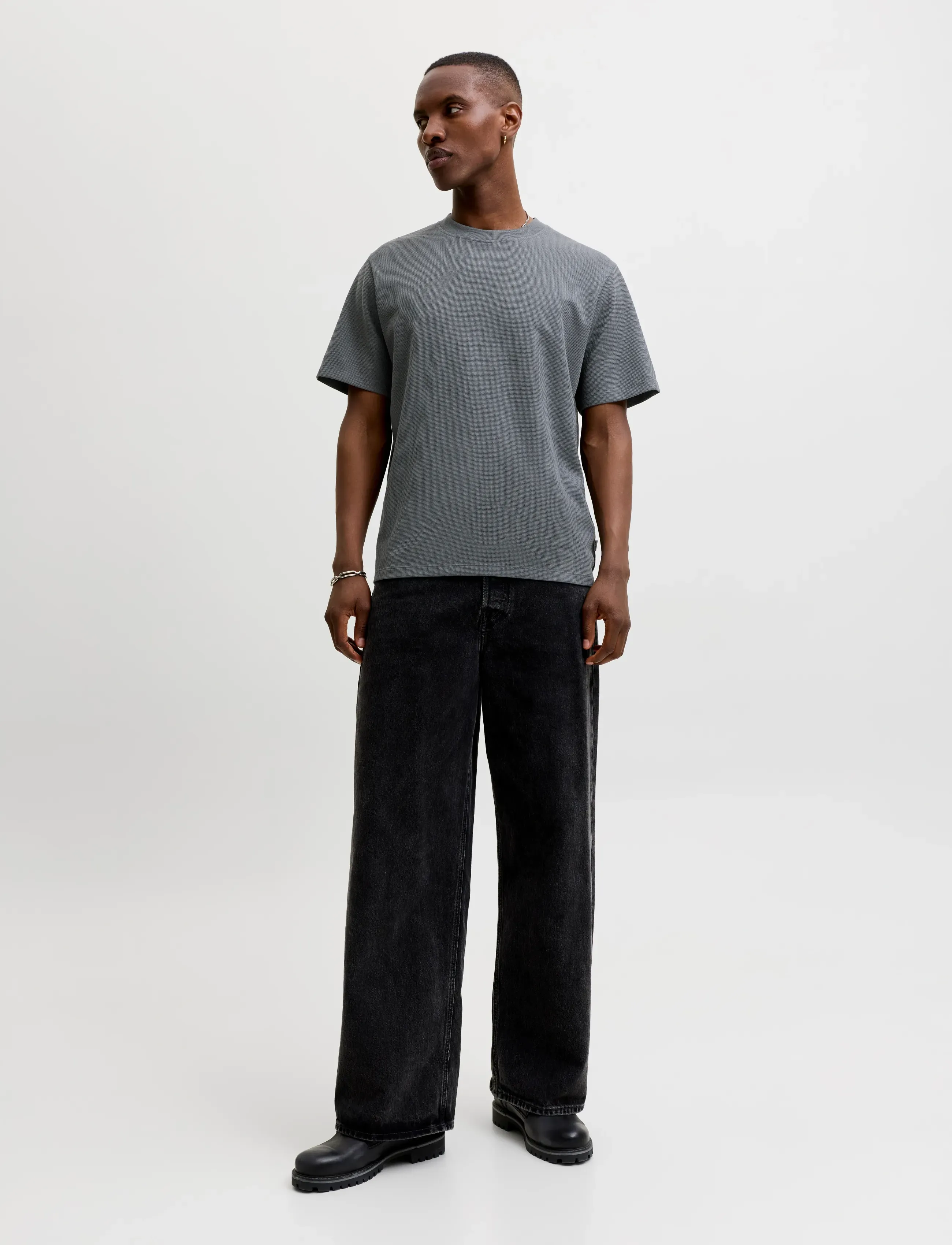 Jack & Jones - JJEAUSTIN TEE SS NOOS - kurzärmelige t-shirts - turbulence - 3