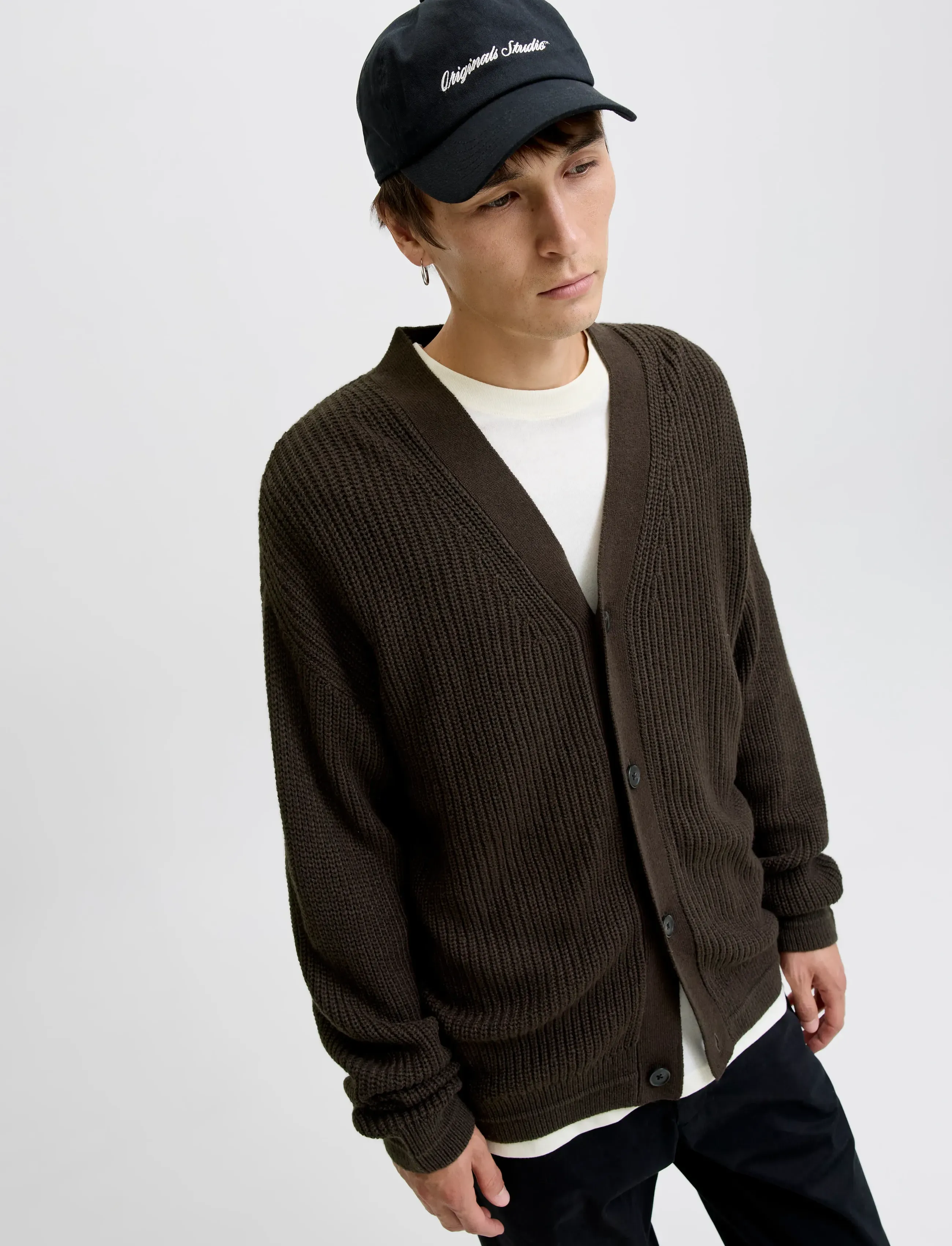 Jack & Jones JJCONNOR KNIT V-NECK CARDIGAN - Cardigans - DELICIOSO / brown