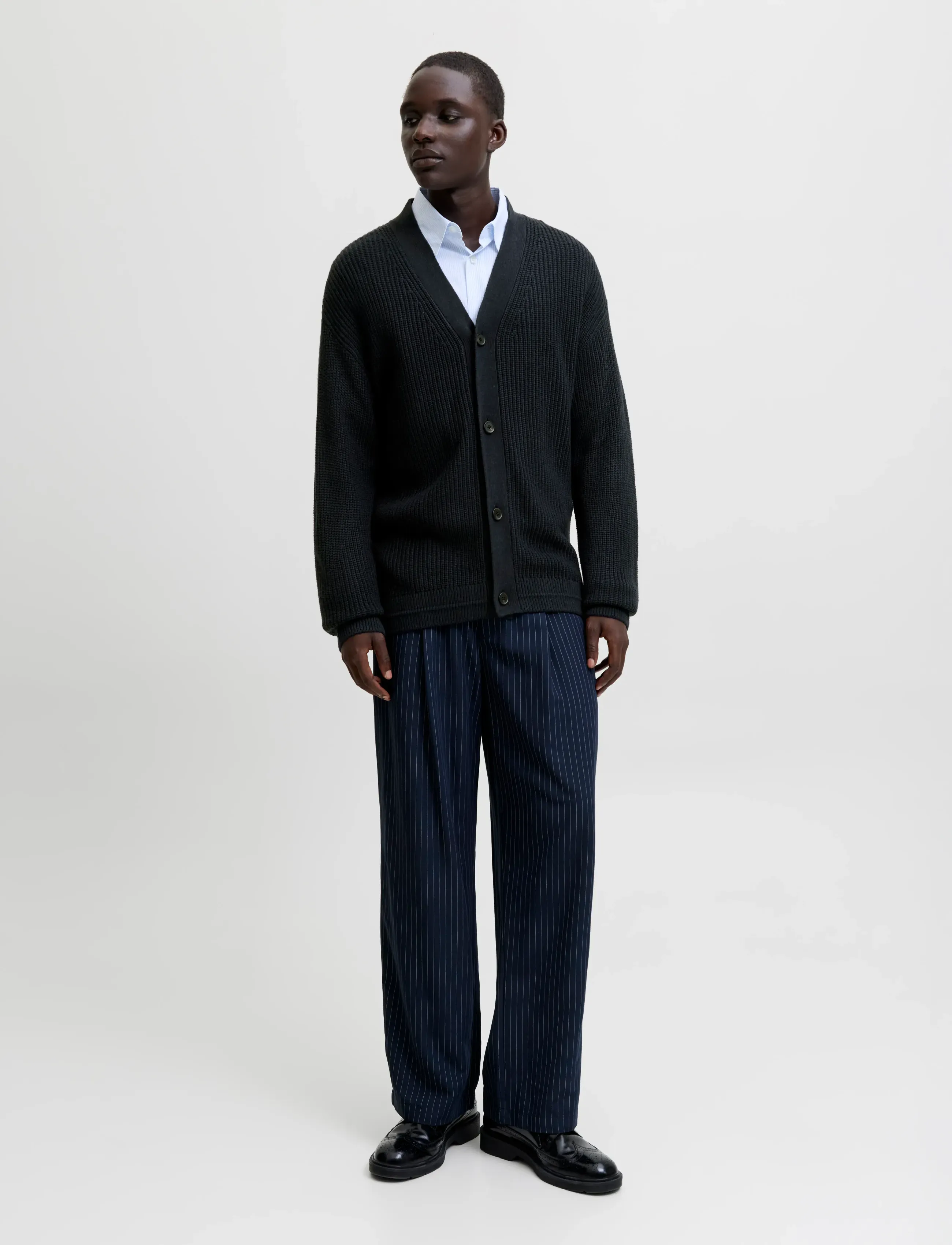 Jack & Jones - JJCONNOR KNIT V-NECK CARDIGAN - cardigans - sky captain - 3