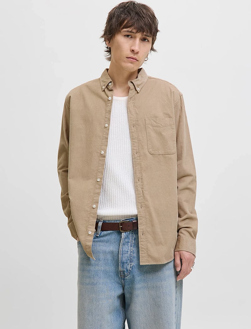 Jack & Jones - JJECLASSIC CORD SHIRT L/S SN - velvet särgid - crockery - 0