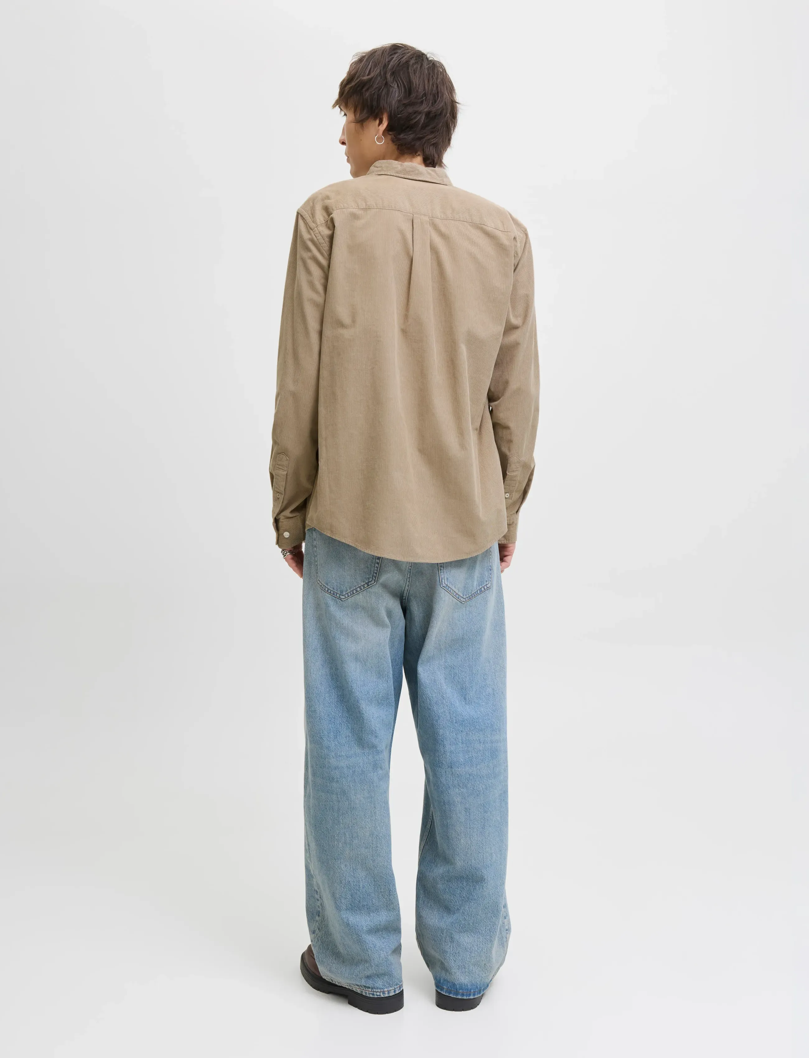 Jack & Jones - JJECLASSIC CORD SHIRT L/S SN - fløjlsskjorter - crockery - 2