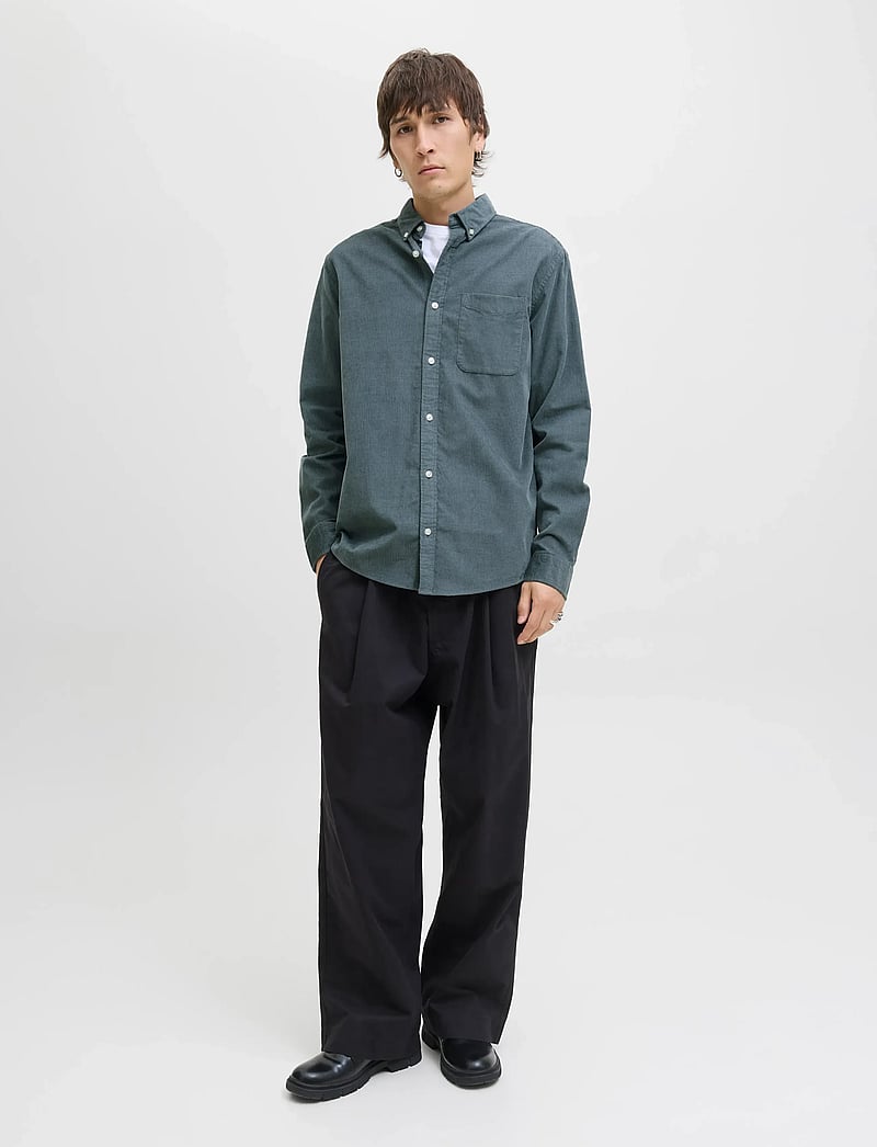 Jack & Jones - JJECLASSIC CORD SHIRT L/S SN - corduroy overhemden - stormy weather - 3