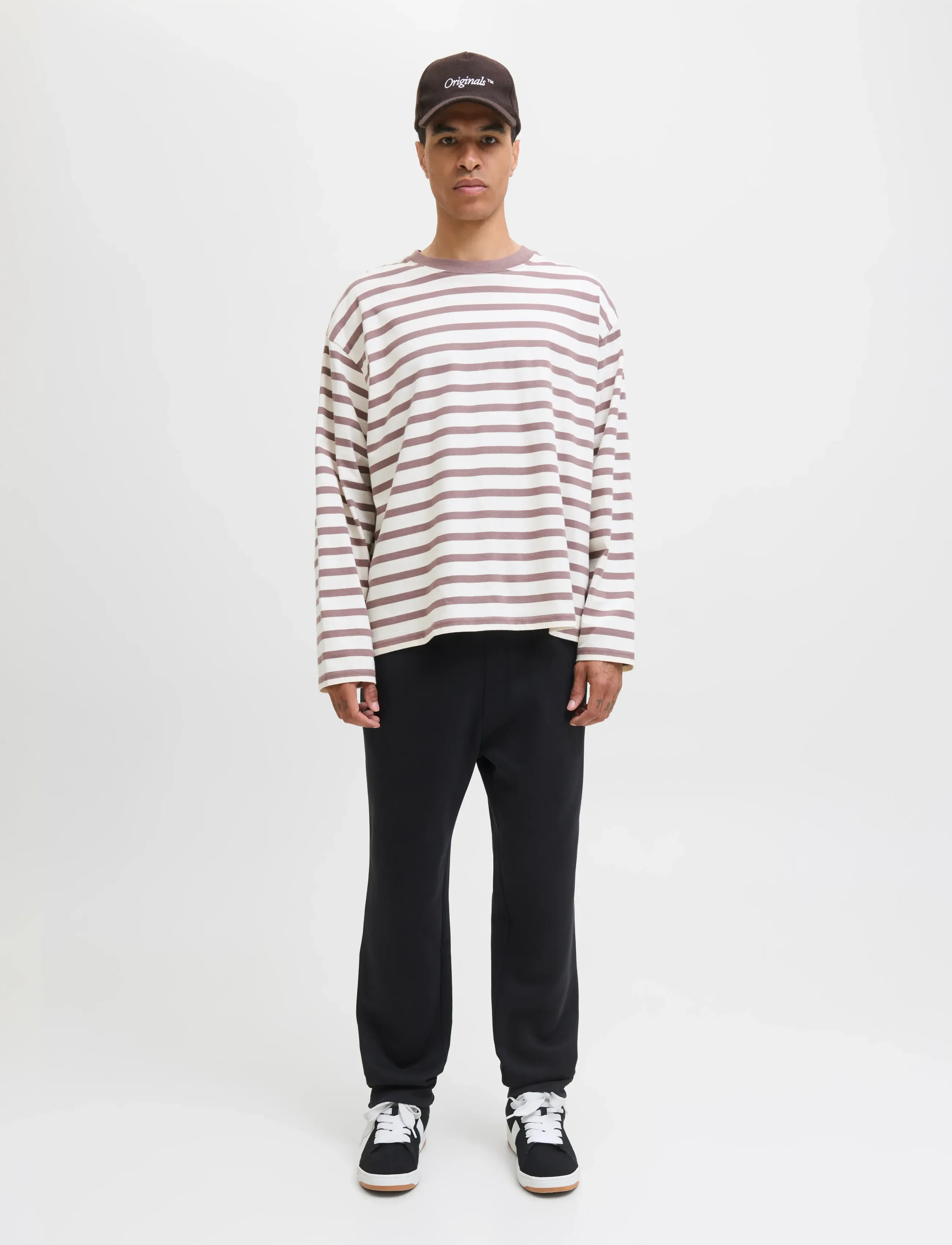 Jack & Jones - JPSTKANE BRADLEY UNCUFFED SWT PANTS NOOS - kollektsioonid - black - 4