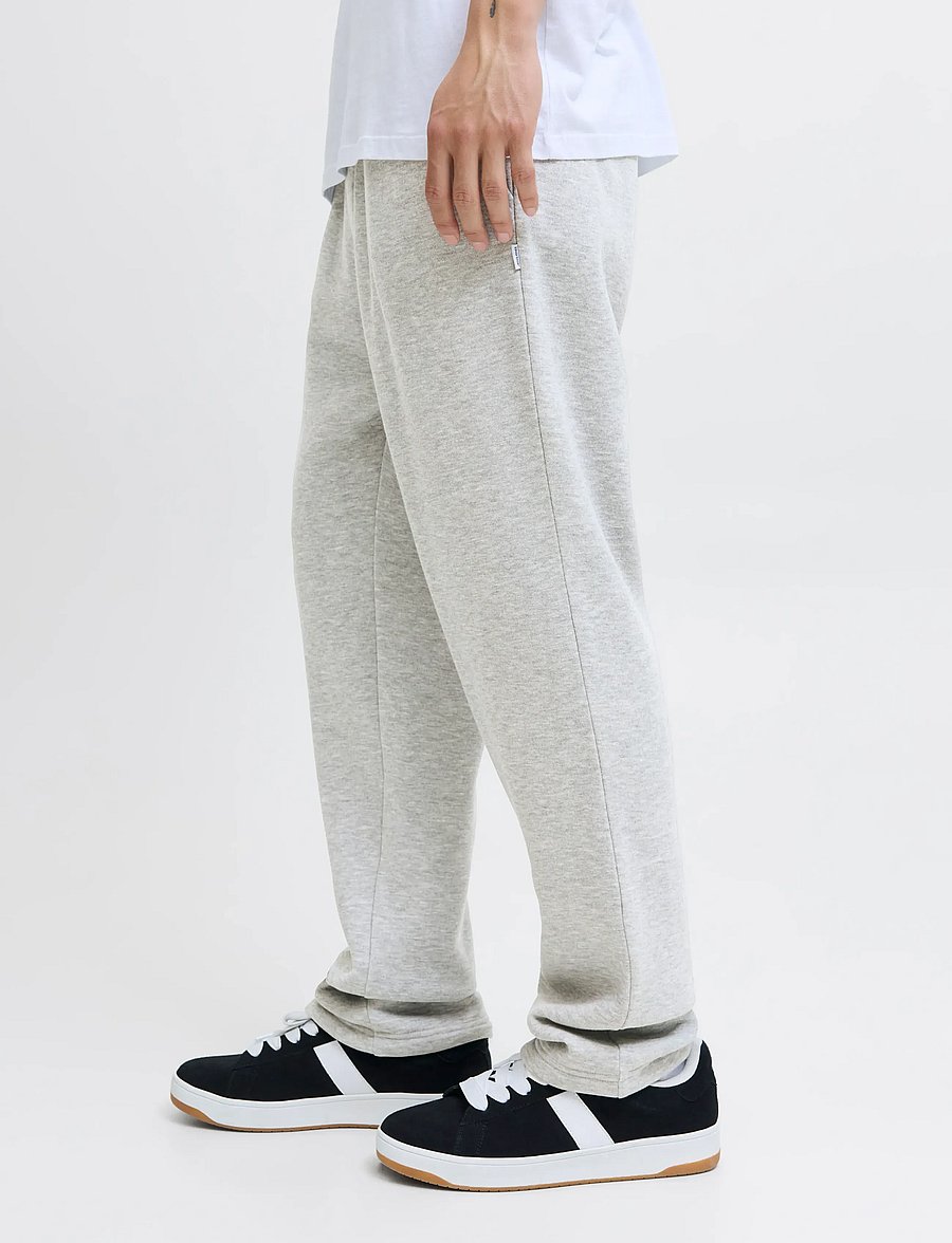 Jack & Jones - JPSTKANE BRADLEY UNCUFFED SWT PANTS NOOS - collections - light grey melange - 4