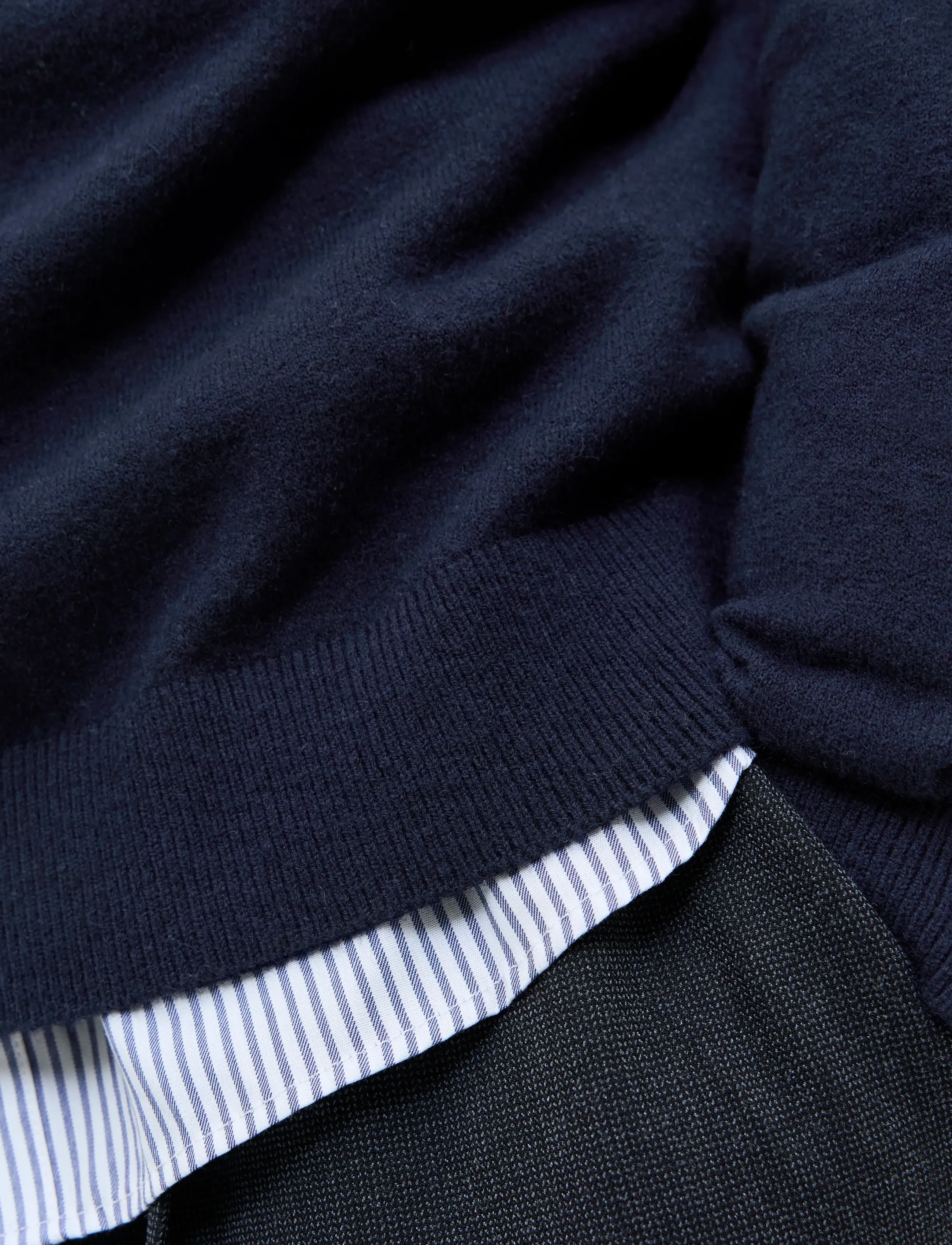 Jack & Jones - JJEPERFECT WOOL KNIT CREW NECK SN - Ümmarguse kaelusega kudumid - maritime blue - 3