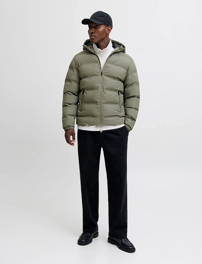 Jack & Jones - JJELEMENTS PU PUFFER SN - daunenjacken - dusty olive - 3