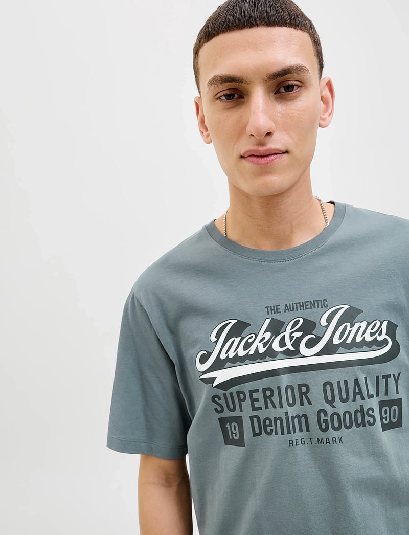 Jack & Jones - JJELOGO TEE SS O-NECK 2 COL AW25 SN - kurzärmelig - stormy weather - 5