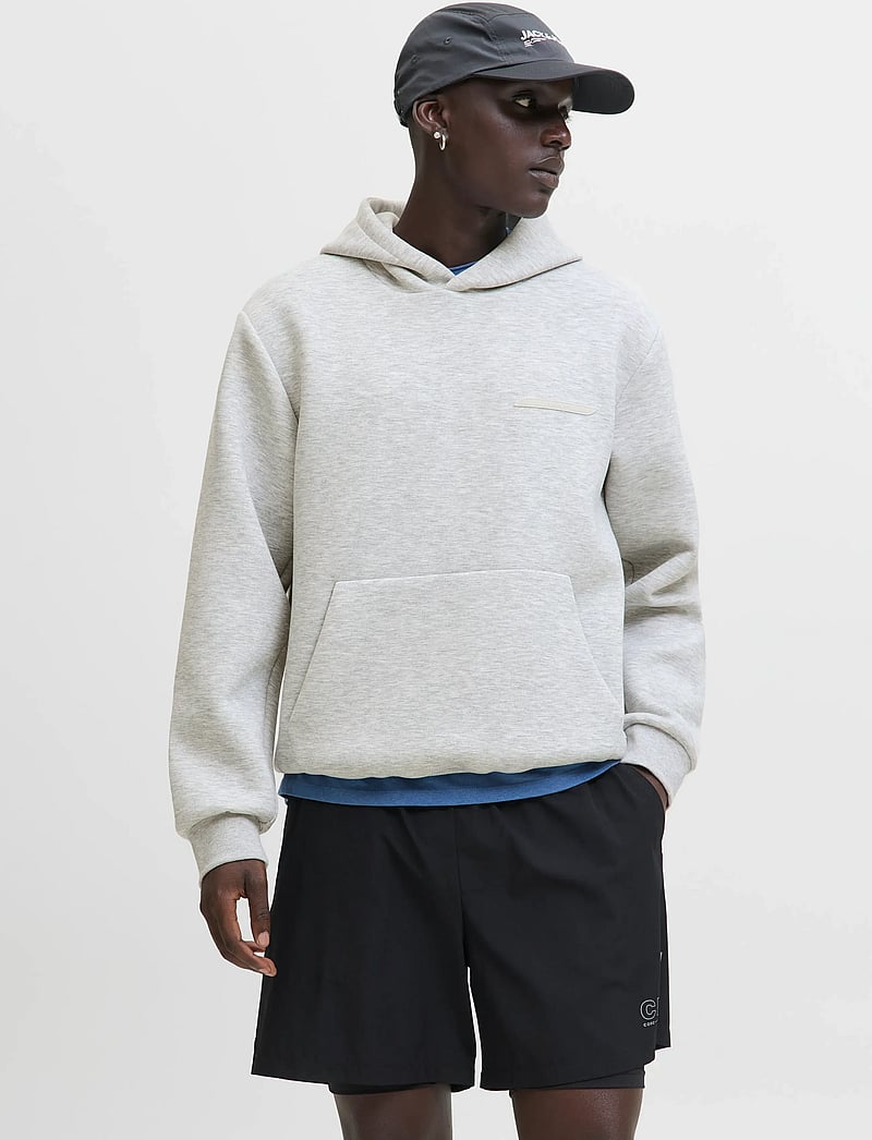 Jack & Jones - JCOFUSION SCUBA SWEAT HOOD NOOS - kapuutsiga dressipluusid - light grey melange - 0
