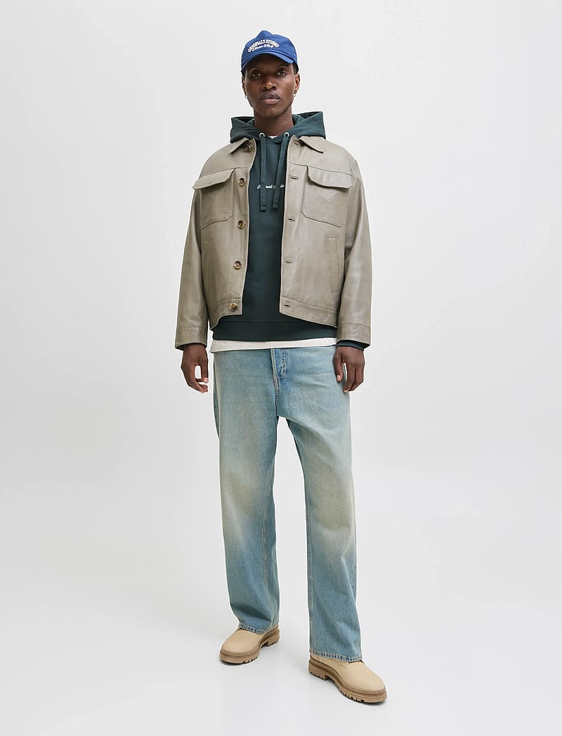 Jack & Jones - JORNORREBRO EMB SWEAT HOOD NOOS - kapuutsiga dressipluusid - forest river - 4