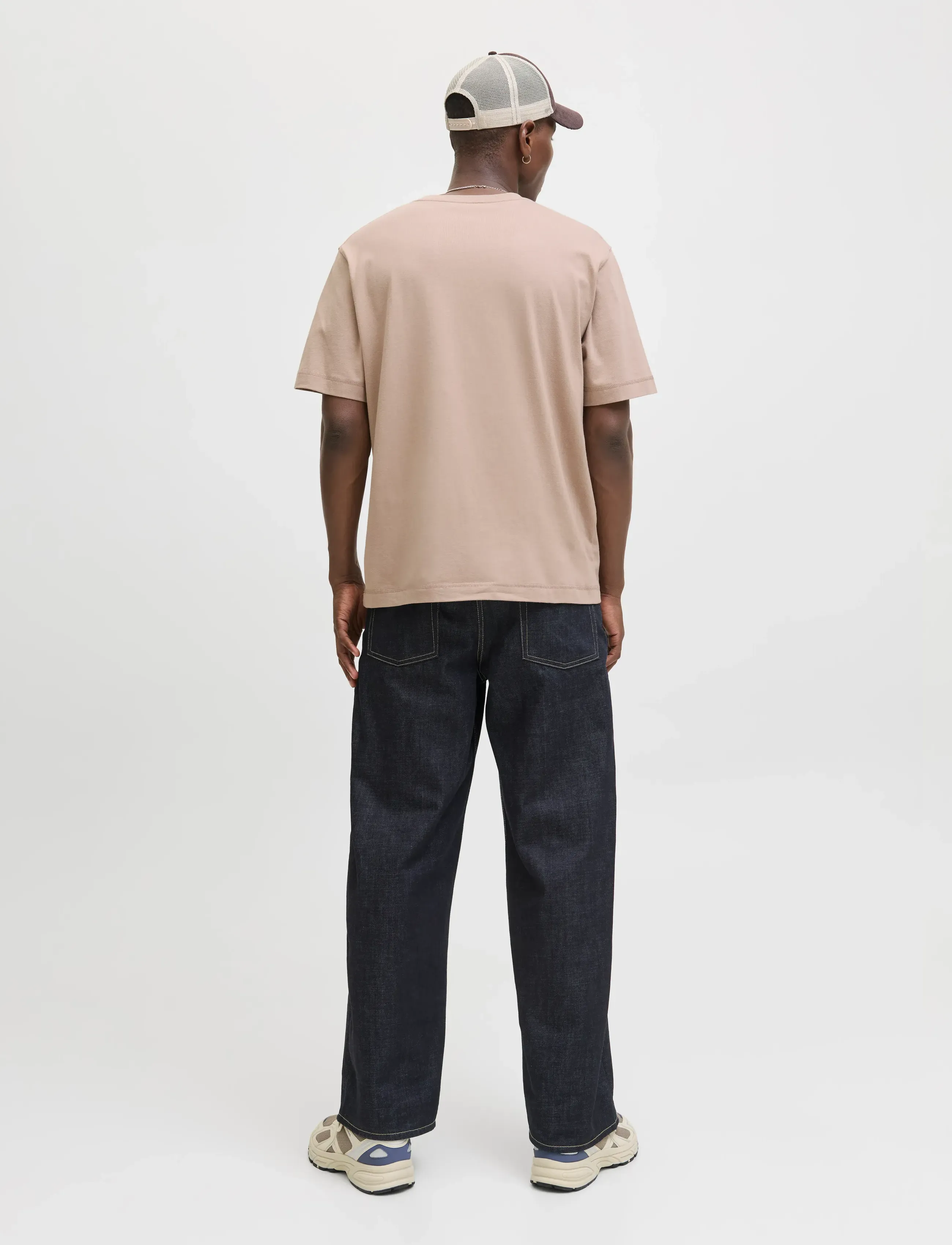 Jack & Jones - JORNORREBRO EMB TEE SS CREW NECK NOOS - kortærmede t-shirts - mocha meringue - 2