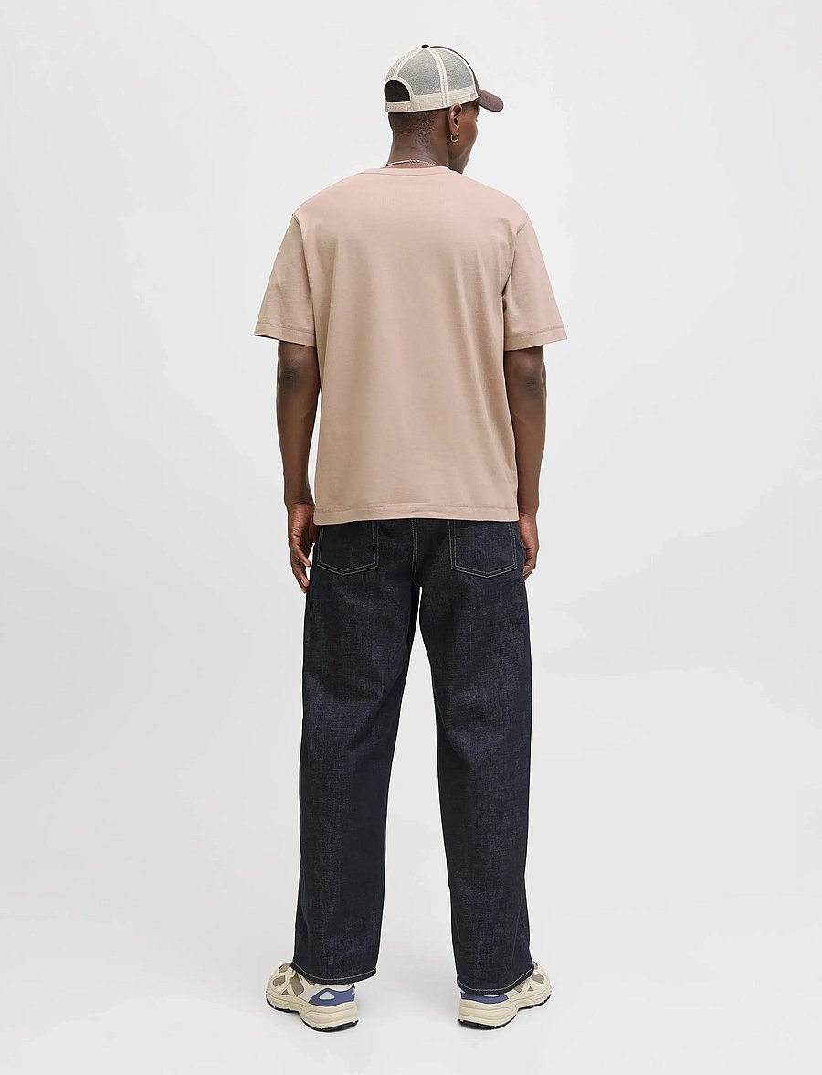 Jack & Jones - JORNORREBRO EMB TEE SS CREW NECK NOOS - kurzärmelige t-shirts - mocha meringue - 2
