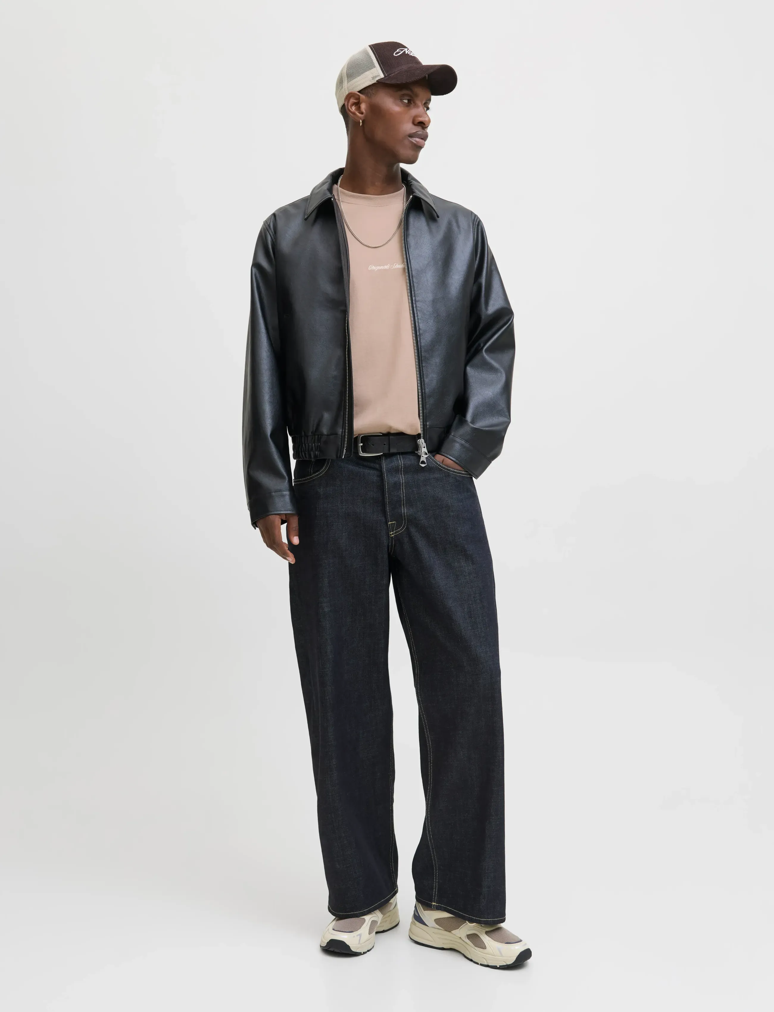 Jack & Jones - JORNORREBRO EMB TEE SS CREW NECK NOOS - kortærmede t-shirts - mocha meringue - 5
