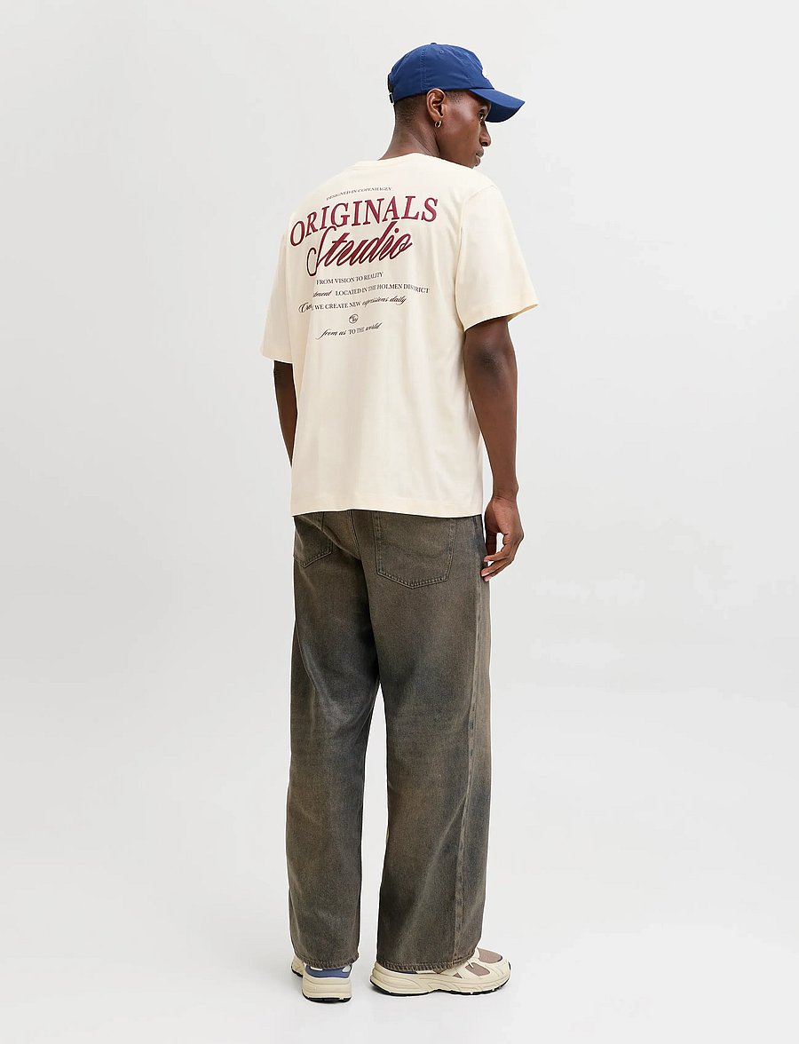 Jack & Jones - JORNORREBRO TYPO TEE SS CREW NECK NOOS - kortærmede t-shirts - antique white - 3
