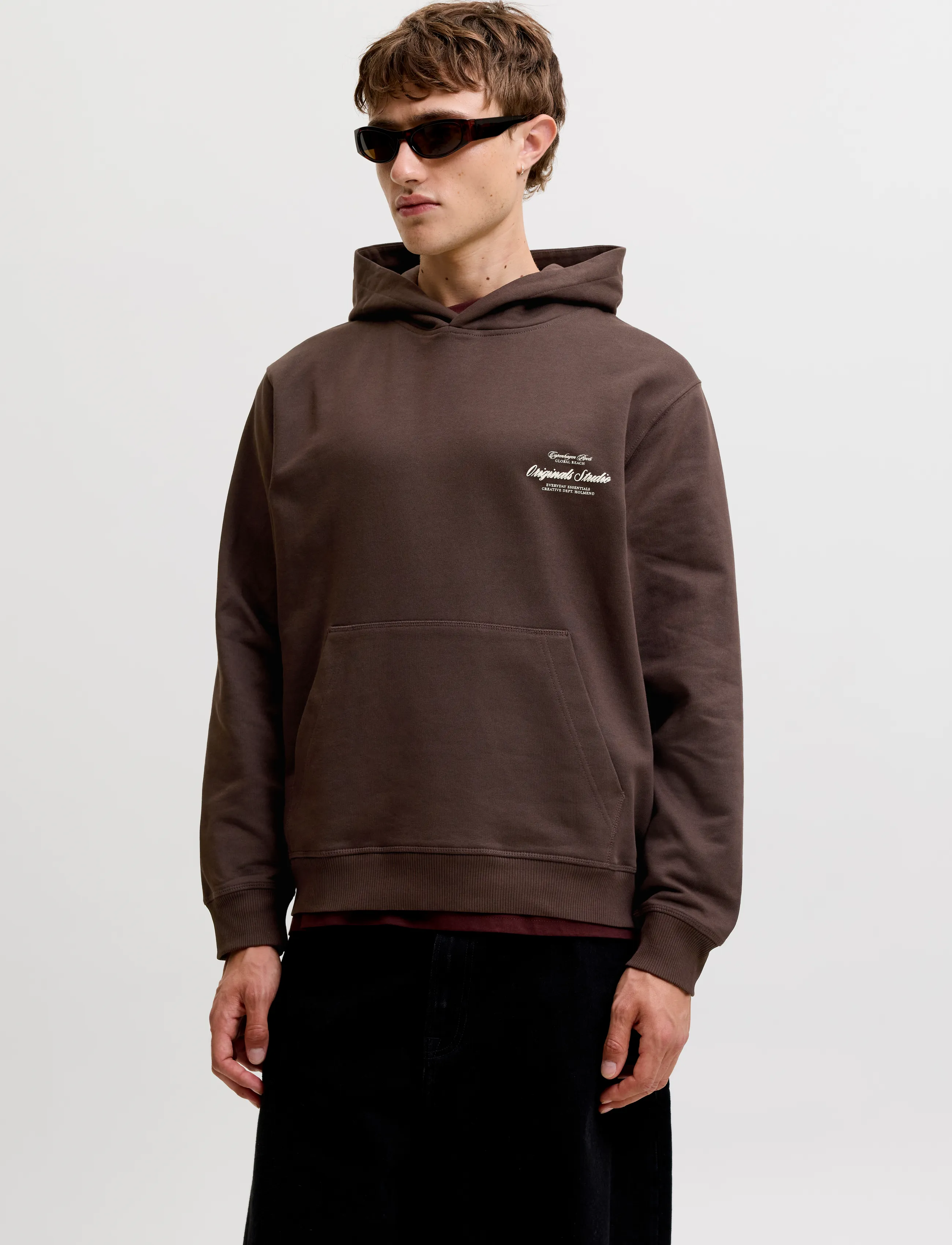 Jack & Jones JORNORREBRO TYPO BACK SWEAT HOOD SN - Sweatshirts & Hoodies - JAVA / brown