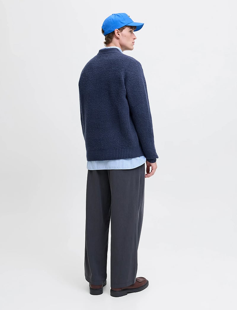 Jack & Jones - JORYORK OLLIE KNIT CREW NECK - Ümmarguse kaelusega kudumid - ocean cavern - 2