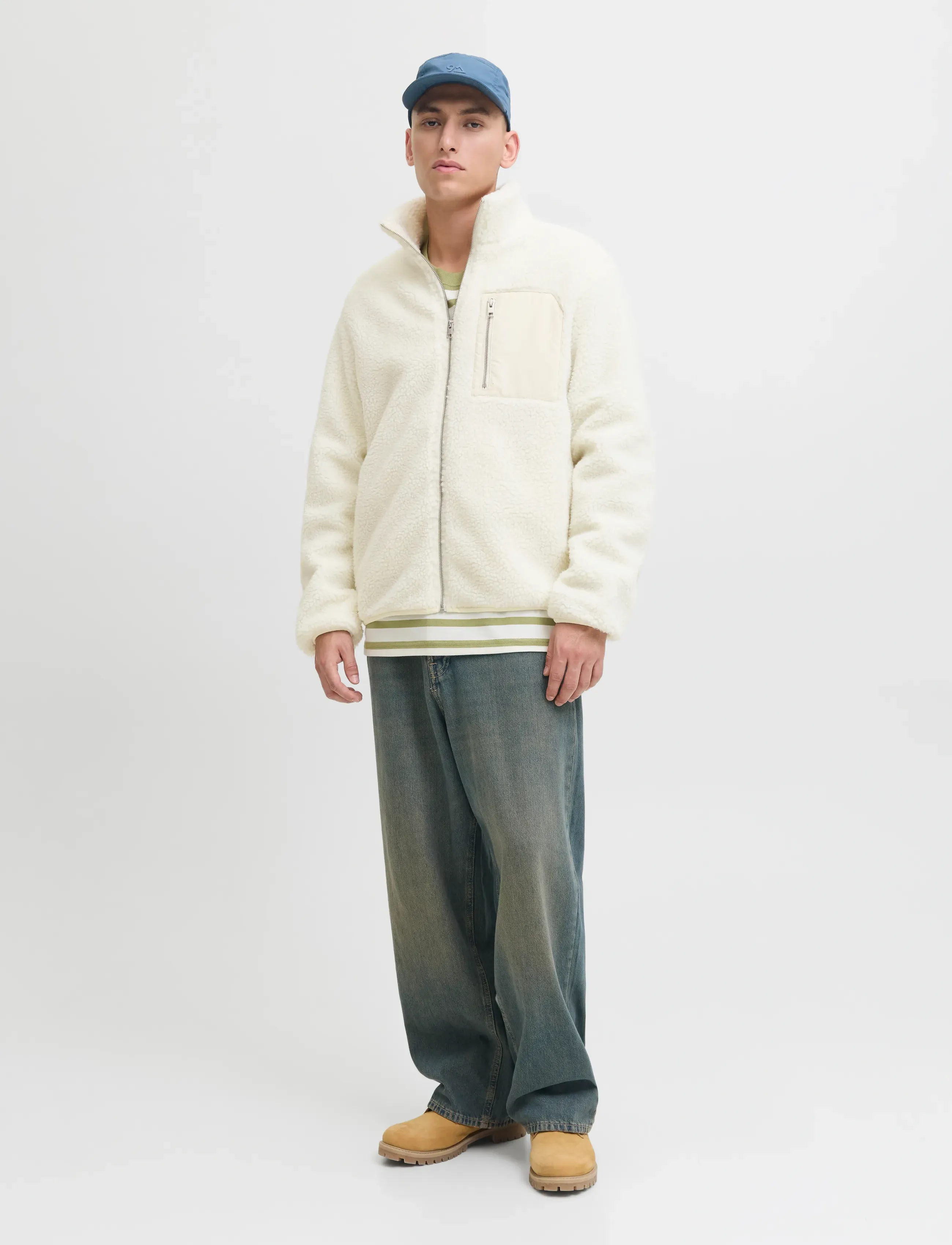 Jack & Jones - JJBRADLEY TEDDY JACKET - plīša džemperi - cloud dancer - 4