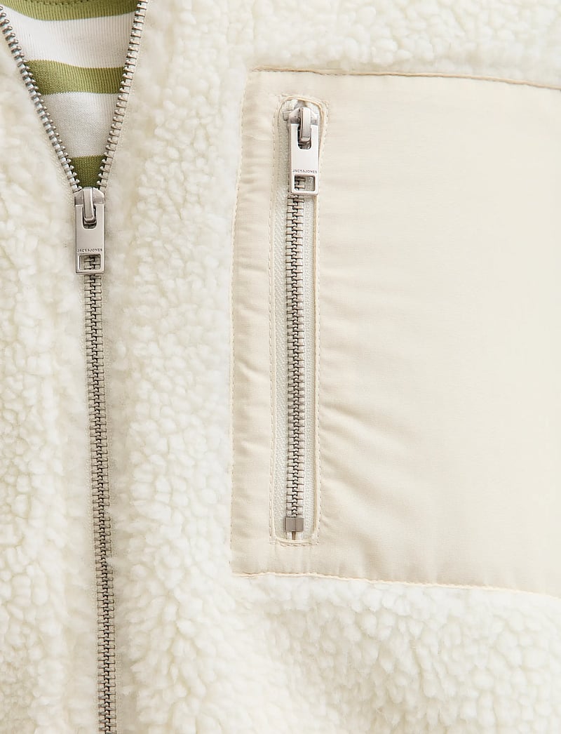 Jack & Jones - JJBRADLEY TEDDY JACKET - fleece-pullover - cloud dancer - 5