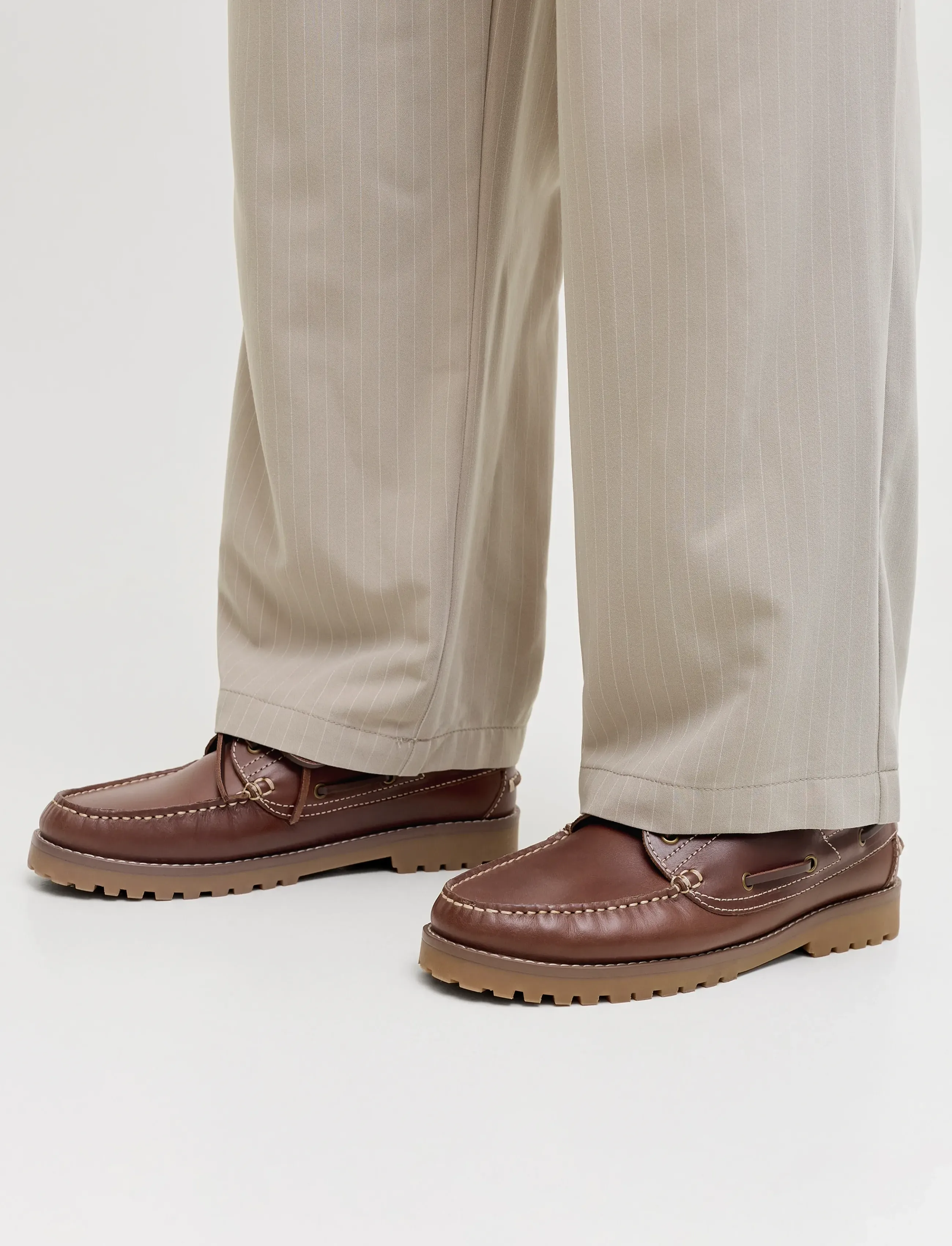 Jack & Jones JFWBROOKLYN LEATHER BOAT SHOE LN - Kolekcje - COGNAC / brown