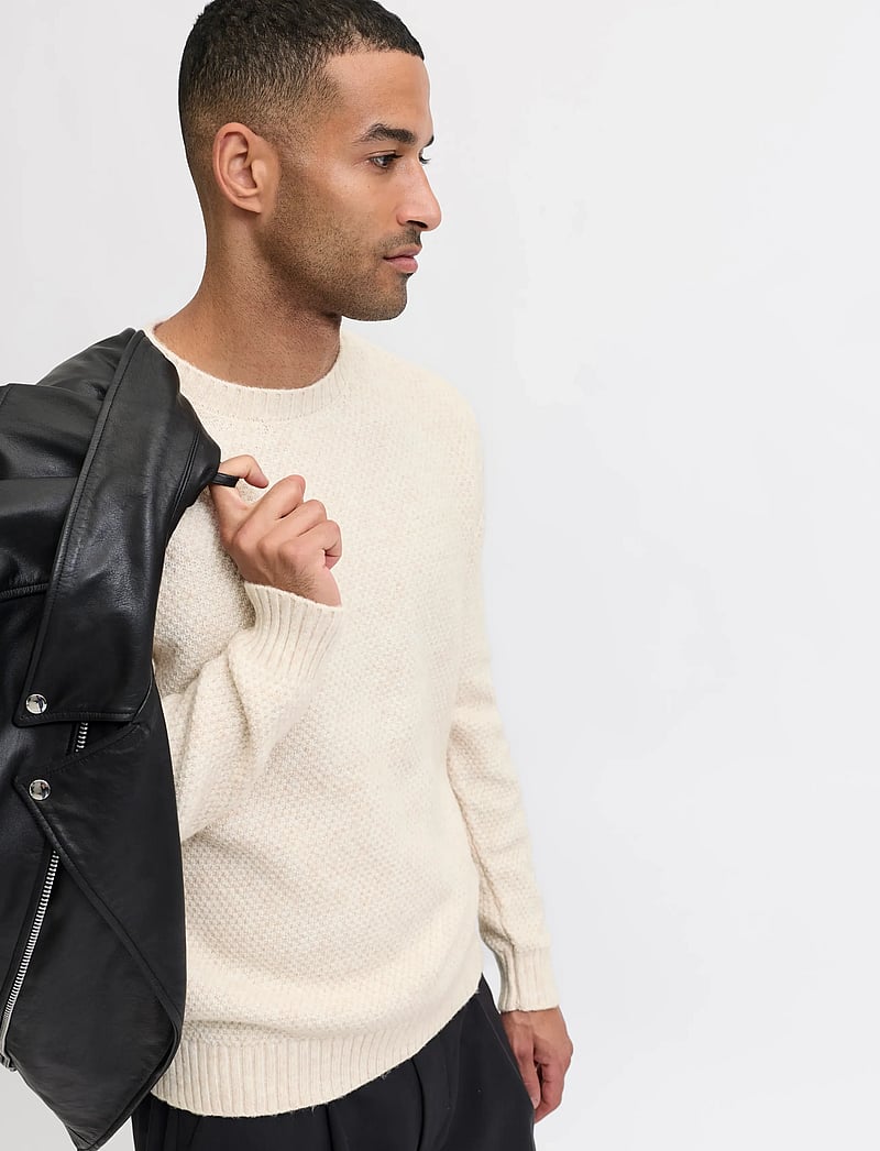 Jack & Jones - JPRBLAWILSON KNIT CREW NECK STYD AW25 - rundhalsad - cloud dancer - 5