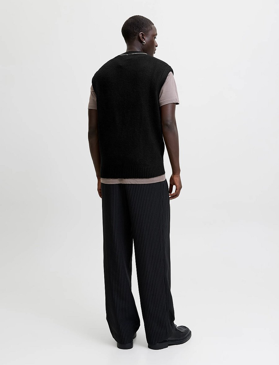 Jack & Jones - JJSOHO OLLIE KNIT VEST - kootud vestid - black - 2