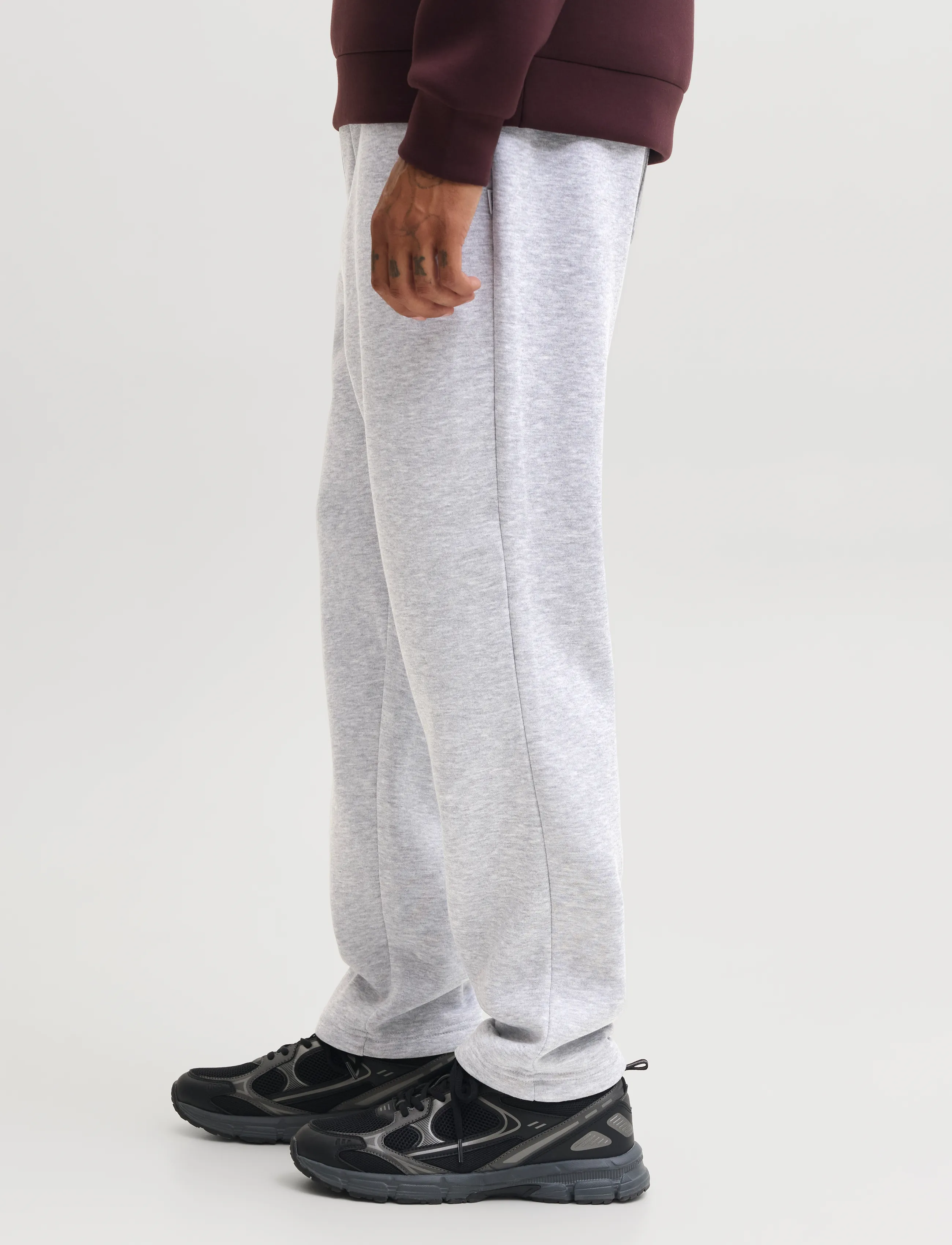 Jack & Jones JPSTKANE BRADLEY UNCUFFED SWT PANT 2PKMP - Dressipüksid - LIGHT GREY MELANGE / grey
