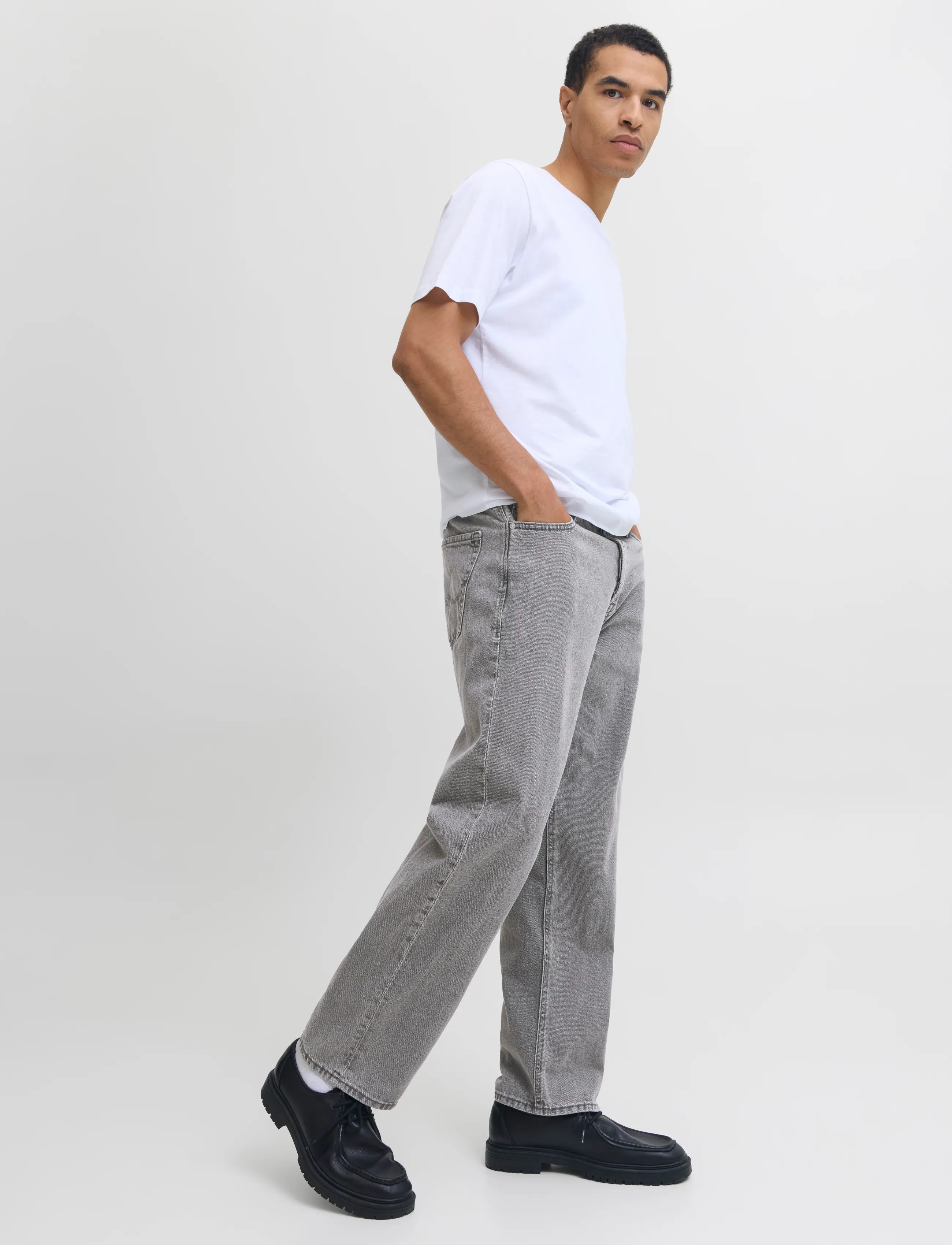 Jack & Jones - JJIEDDIE JJBASIC SQ 067 NOOS - grey denim - 5