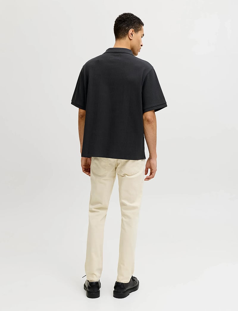 Jack & Jones - JJEHARRISON STRUCTURE POLO SS LN - kortærmede poloer - black - 2