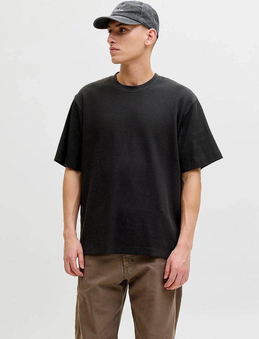 Jack & Jones - JJEHARRISON STRUCTURE TEE SS O-NECK SN - kortærmede t-shirts - black - 0