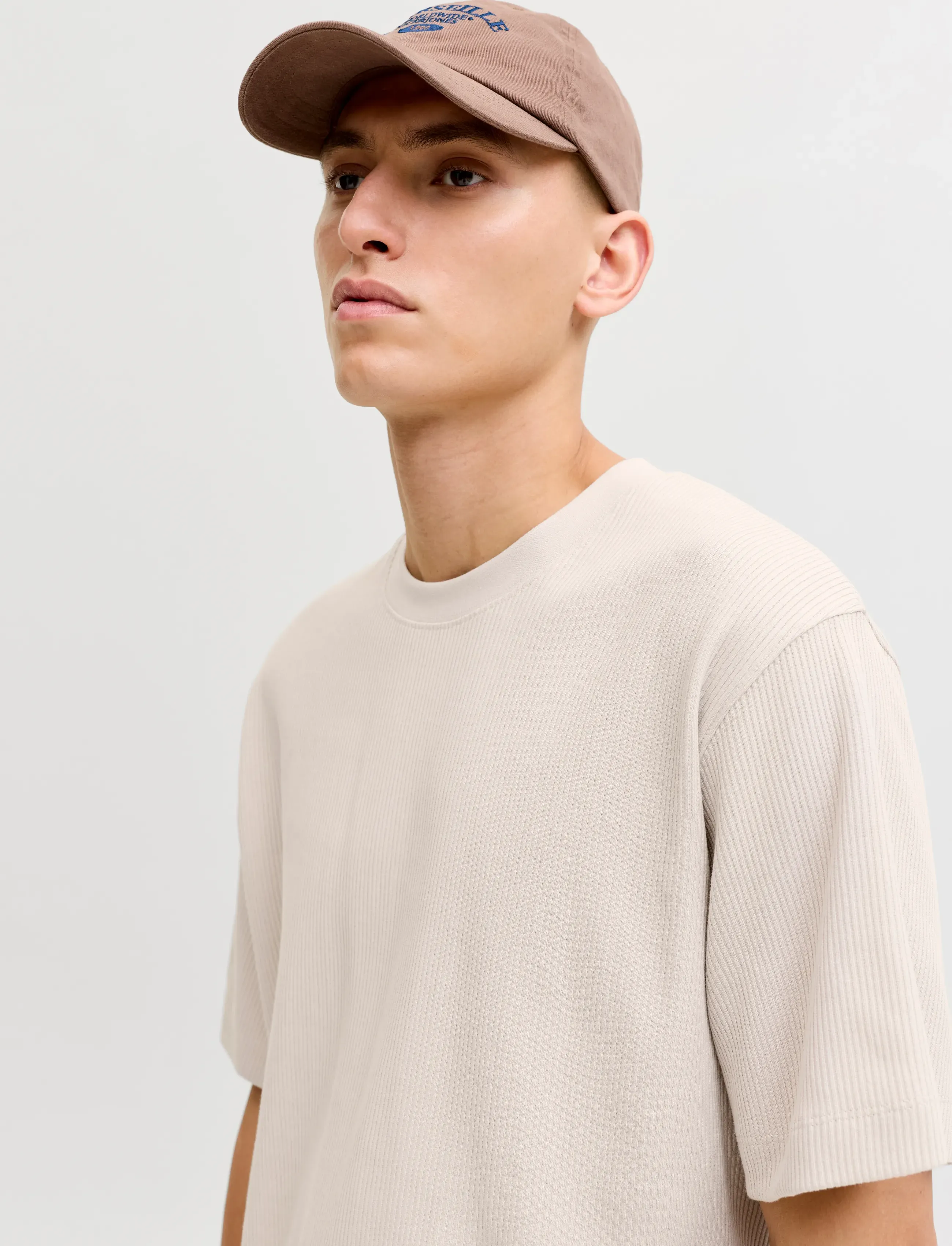 Jack & Jones - JJEHARRISON STRUCTURE TEE SS O-NECK SN - short-sleeved t-shirts - moonbeam - 5