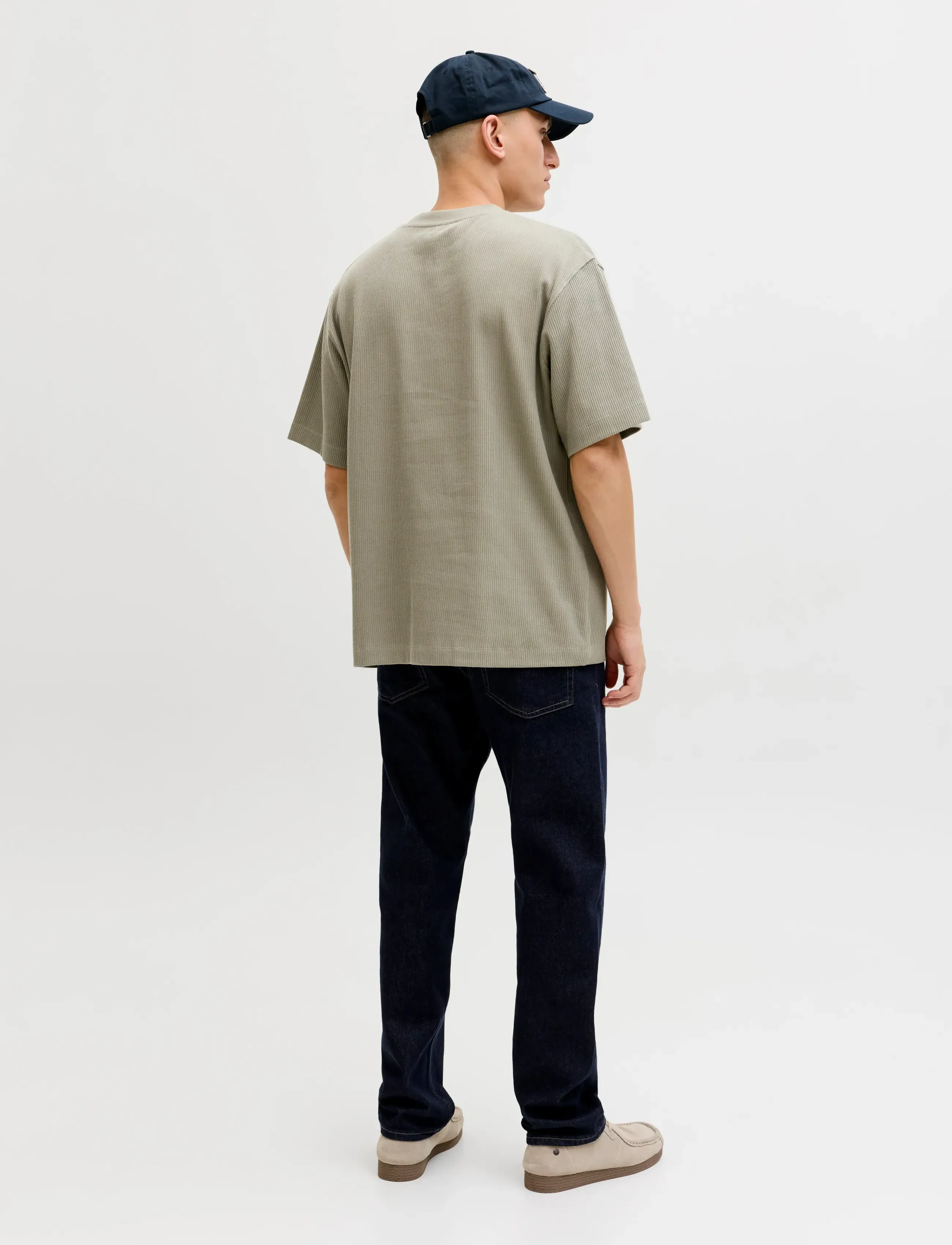 Jack & Jones - JJEHARRISON STRUCTURE TEE SS O-NECK SN - short-sleeved t-shirts - vetiver - 3