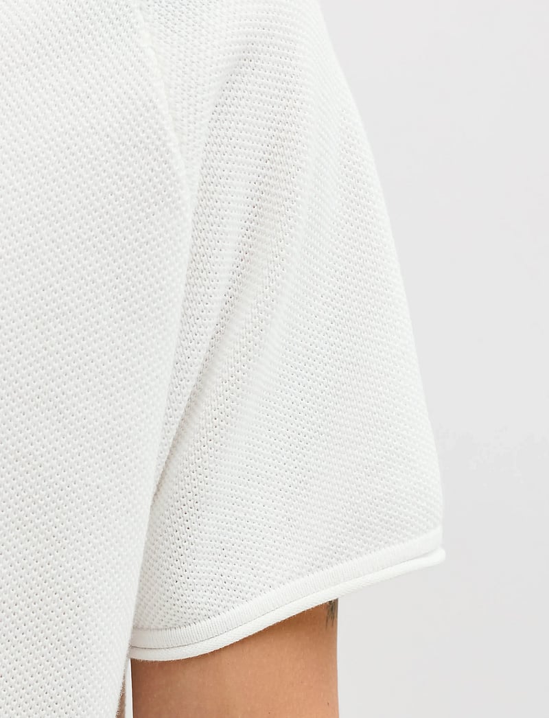 Jack & Jones - JJHILL KNIT SPLIT NECK SS26 - stickade pikéer - cloud dancer - 4