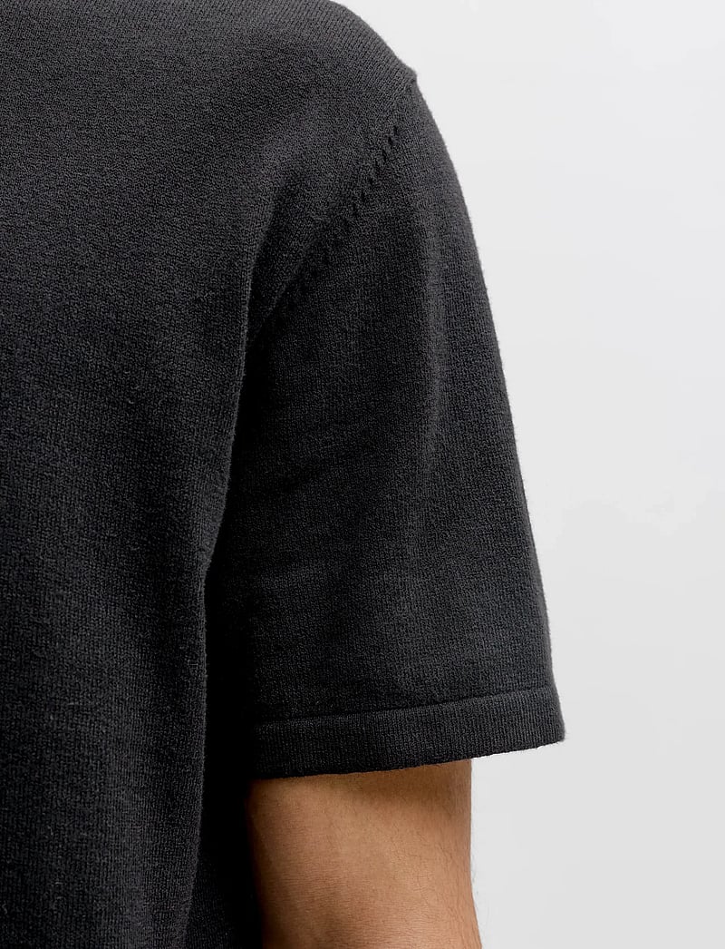 Jack & Jones - JJEEMIL KNIT ZIP POLO SS SN - kootud polosärgid - black - 4