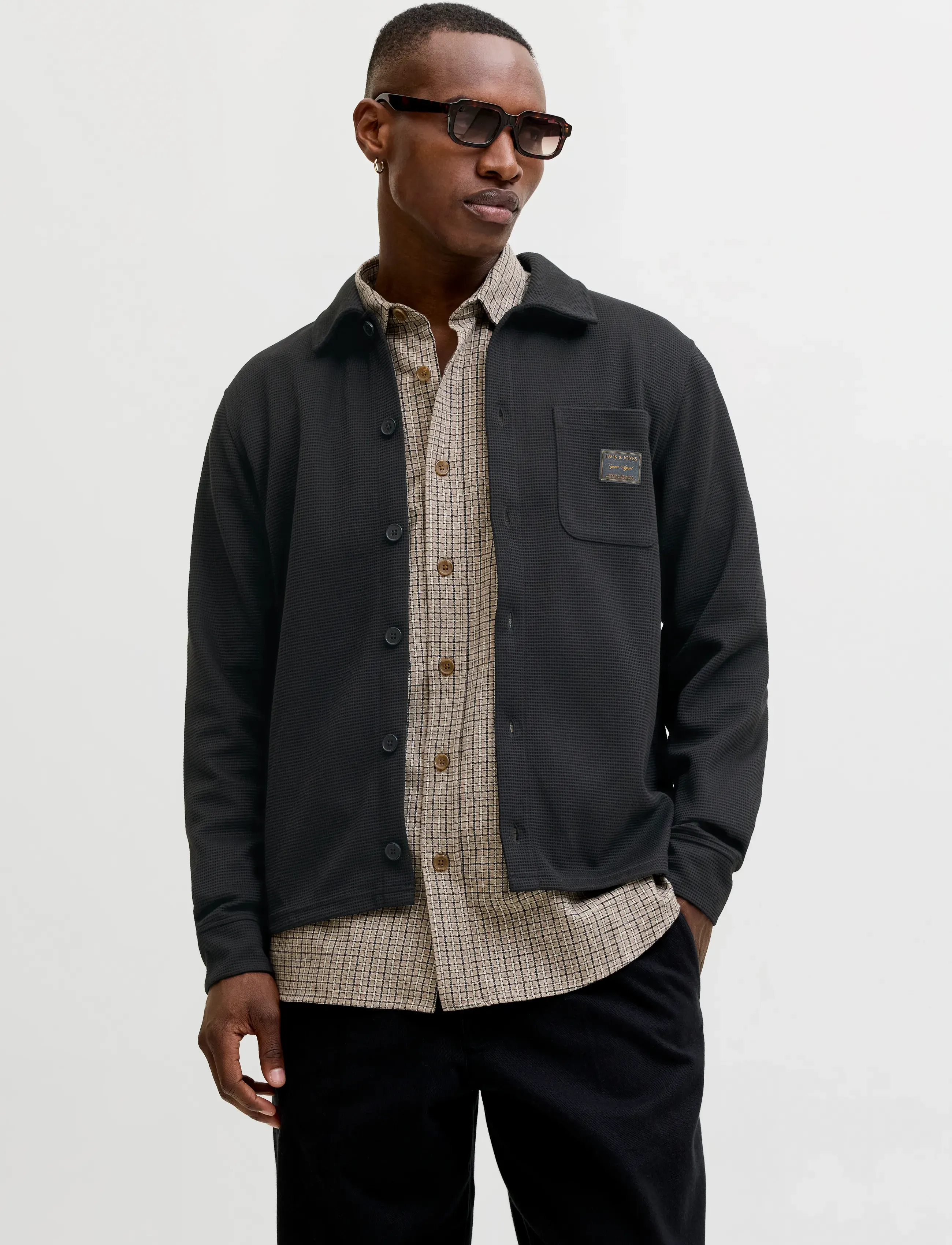 Jack & Jones JJWAFFLE DAYTONA SWEAT OVERSHIRT - Looks for less - BLACK / black