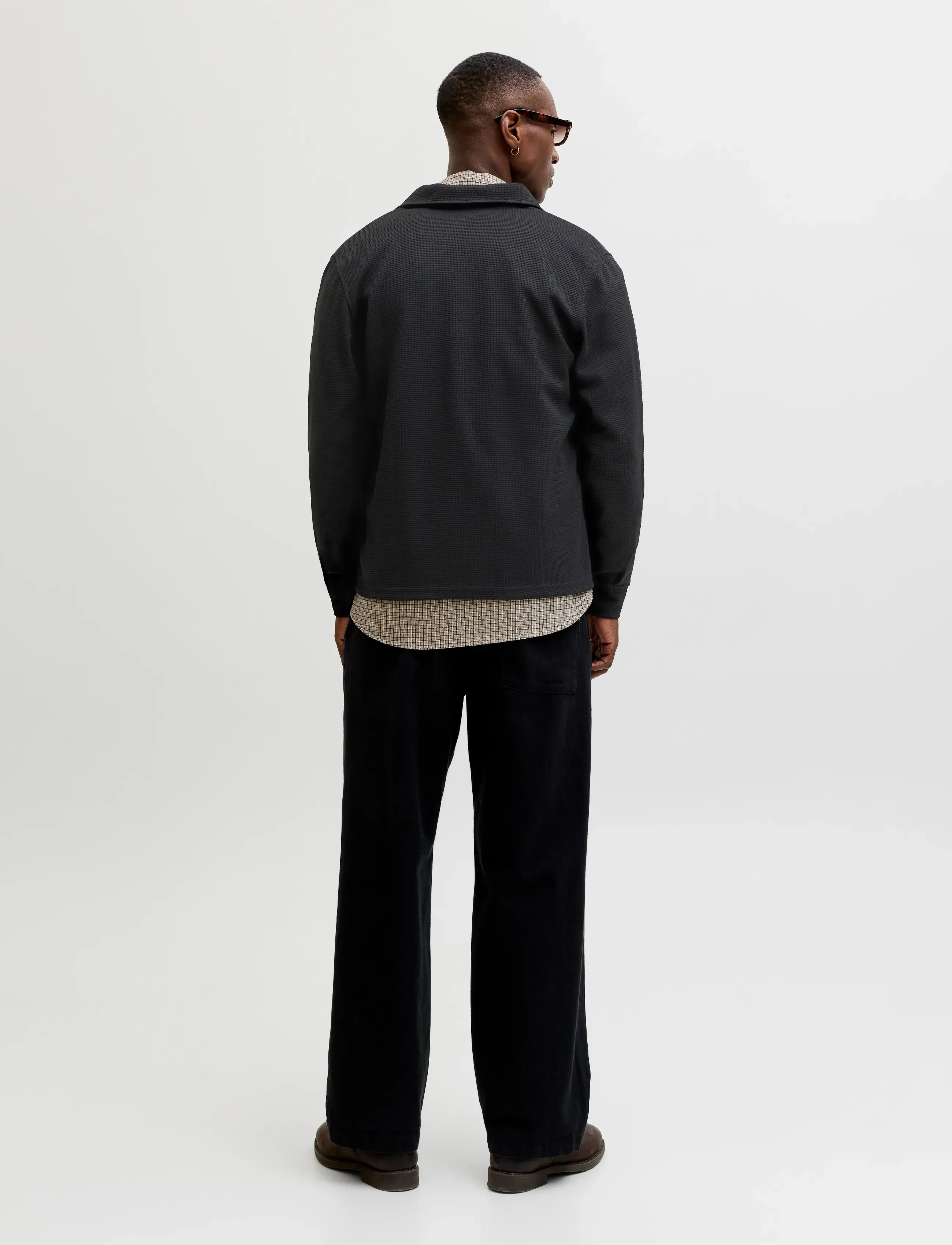 Jack & Jones - JJWAFFLE DAYTONA SWEAT OVERSHIRT - kollektioner - black - 3